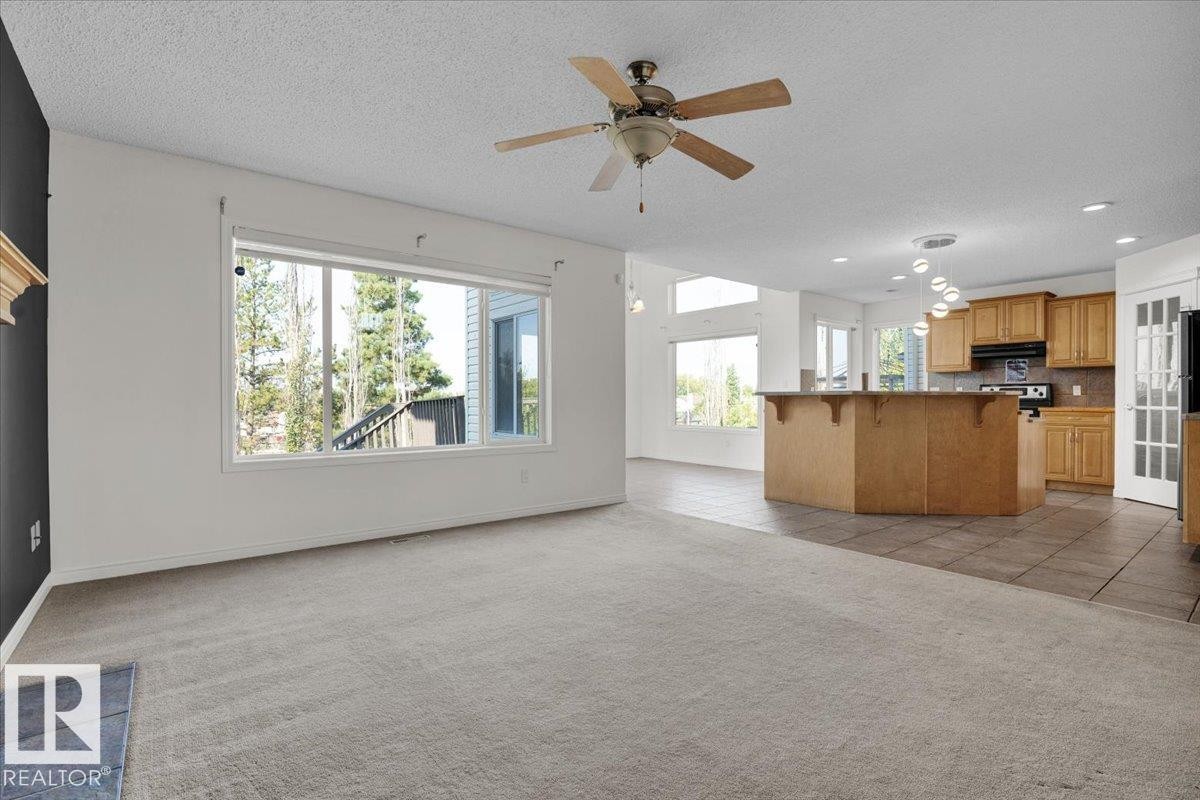 4074 33A Street, Edmonton, AB - Indoor