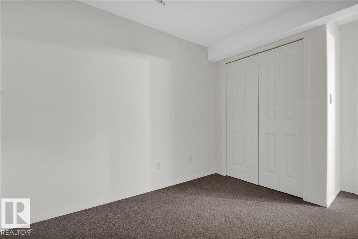 4074 33A Street, Edmonton, AB - Indoor Photo Showing Other Room