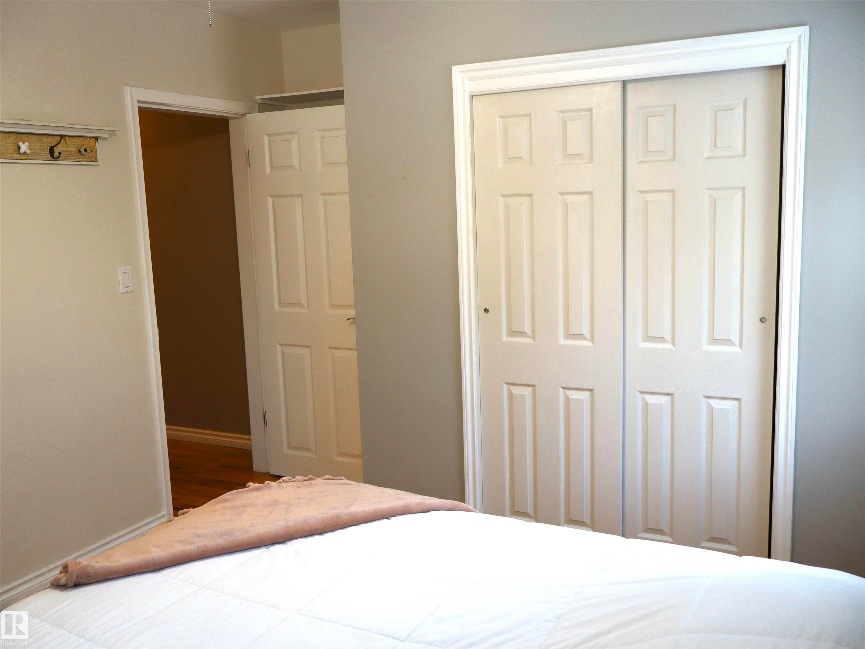 4526 Twp. Rd. 603A, Rural Barrhead County, AB - Indoor Photo Showing Bedroom