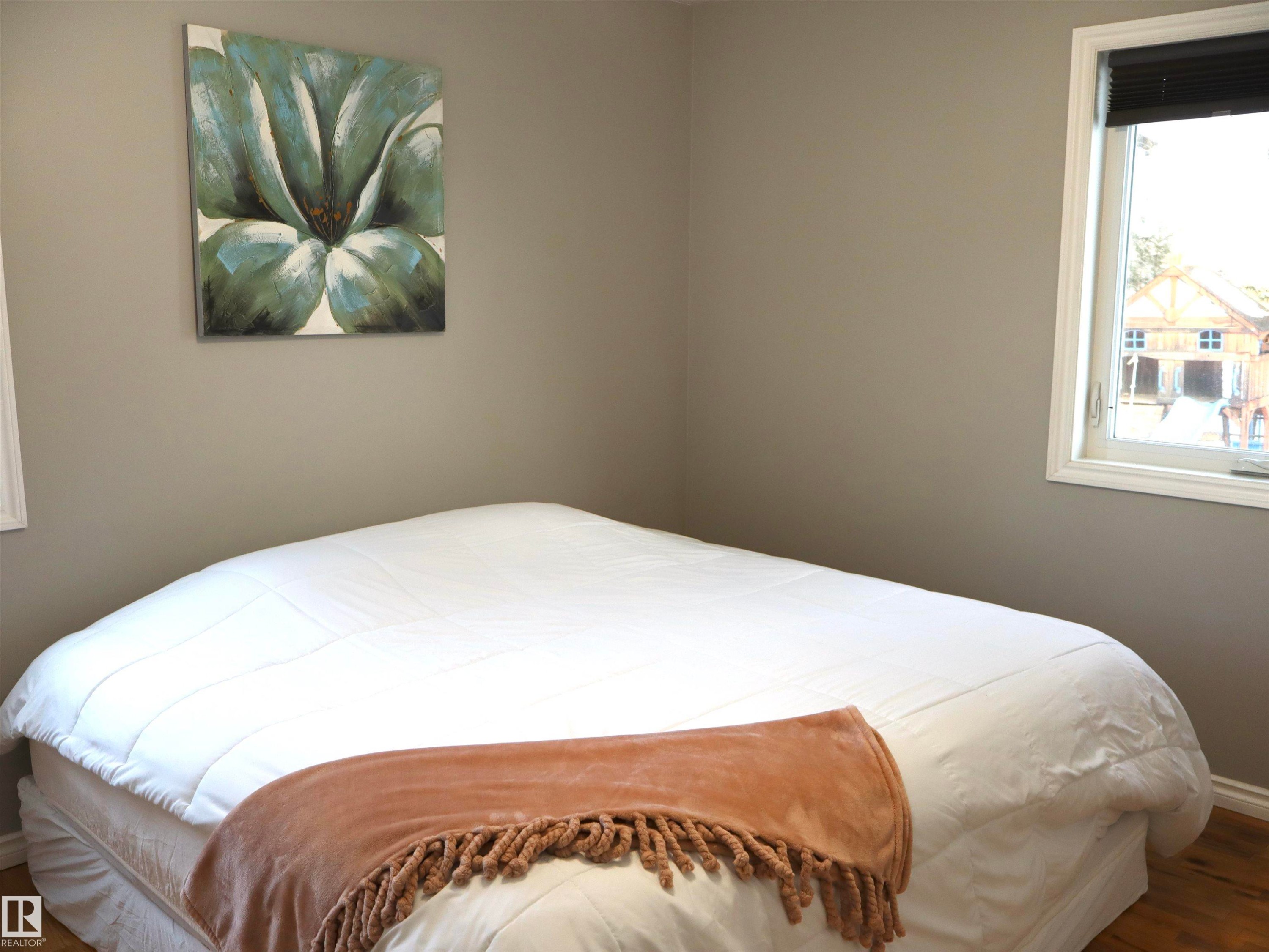 4526 Twp. Rd. 603A, Rural Barrhead County, AB - Indoor Photo Showing Bedroom