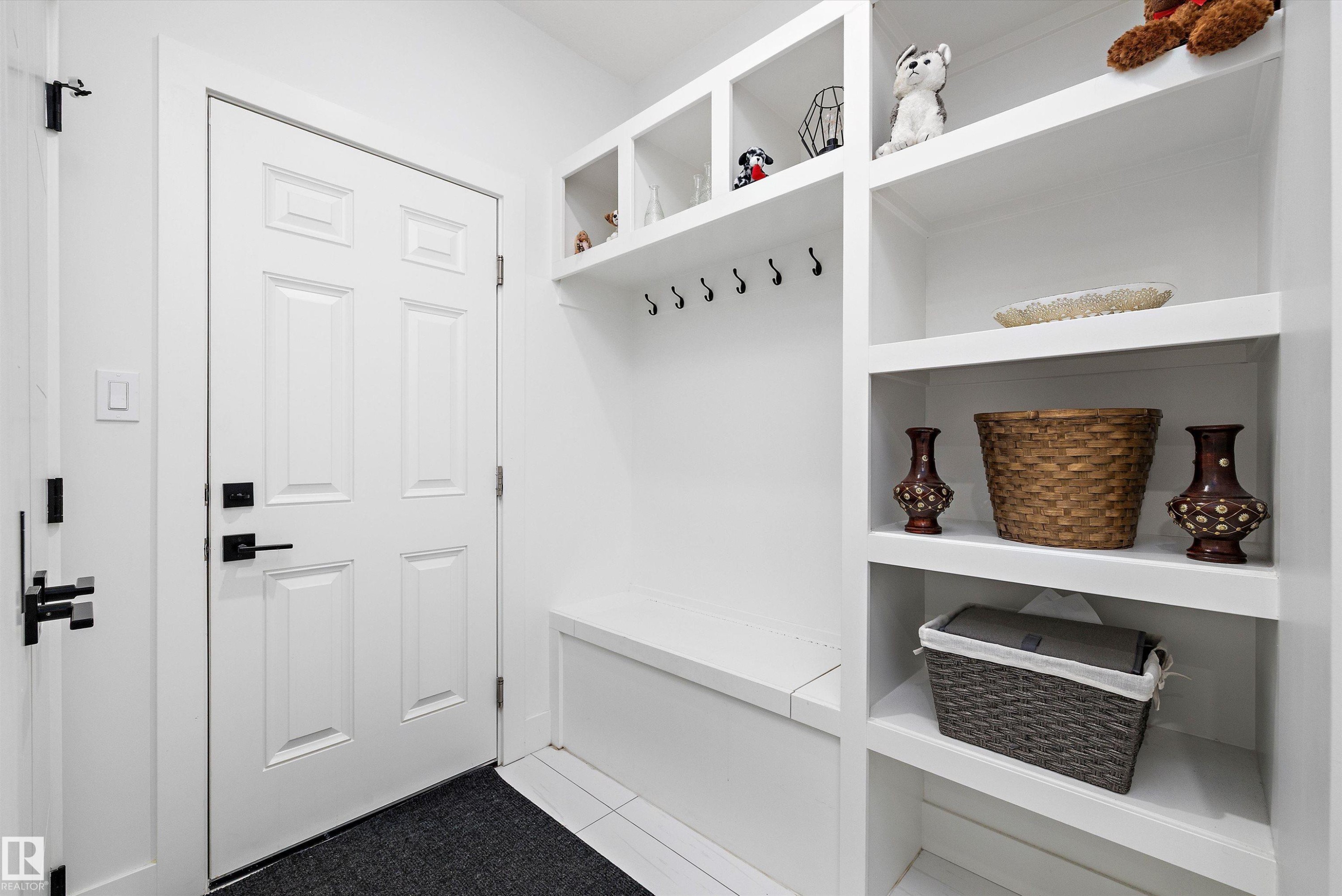 5343 Kimball Place, Edmonton, AB - Indoor