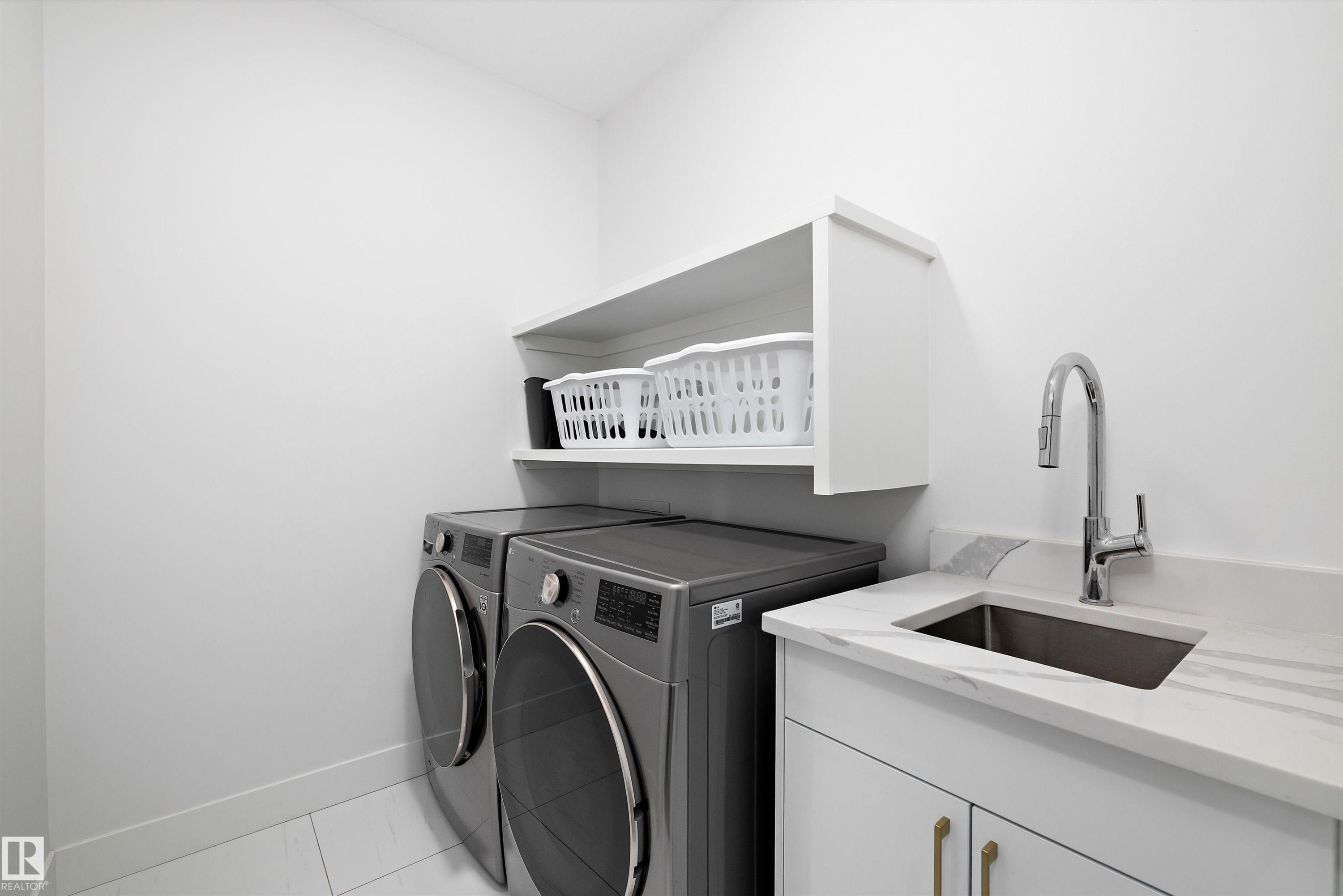 5343 Kimball Place, Edmonton, AB - Indoor Photo Showing Laundry Room