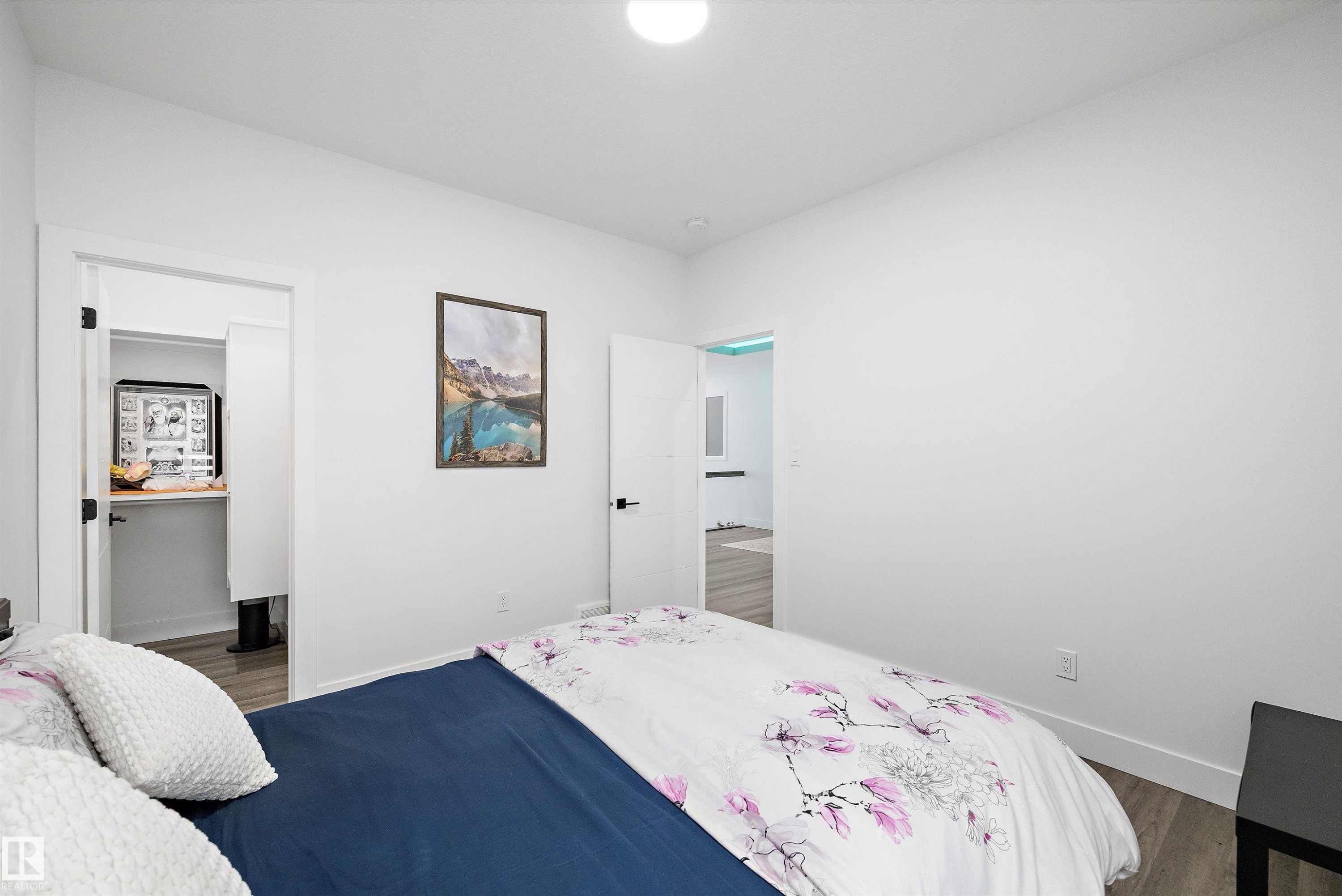 5343 Kimball Place, Edmonton, AB - Indoor Photo Showing Bedroom