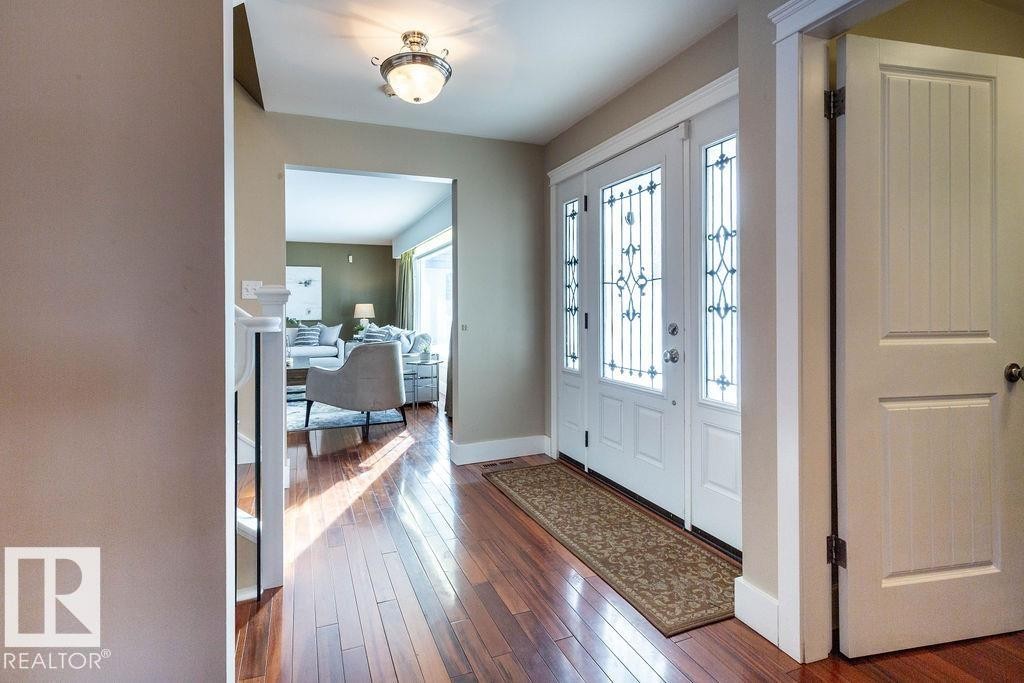 104 Quesnell Crescent, Edmonton, AB - Indoor Photo Showing Other Room