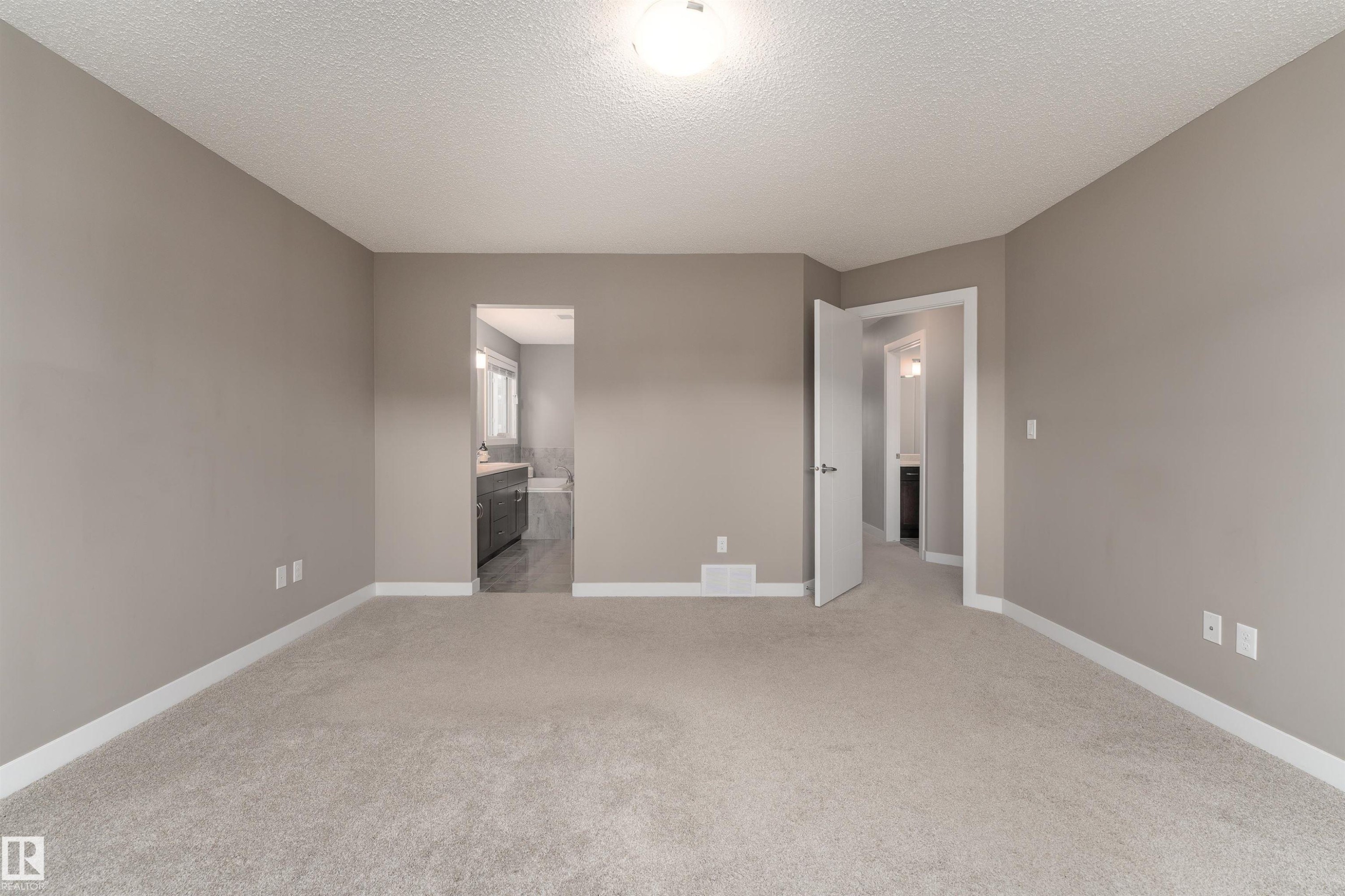 2211 Calhoun Link, Edmonton, AB - Indoor Photo Showing Other Room