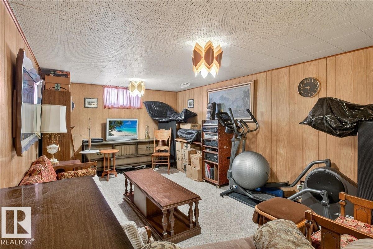 11630 71 Street, Edmonton, AB - Indoor Photo Showing Gym Room