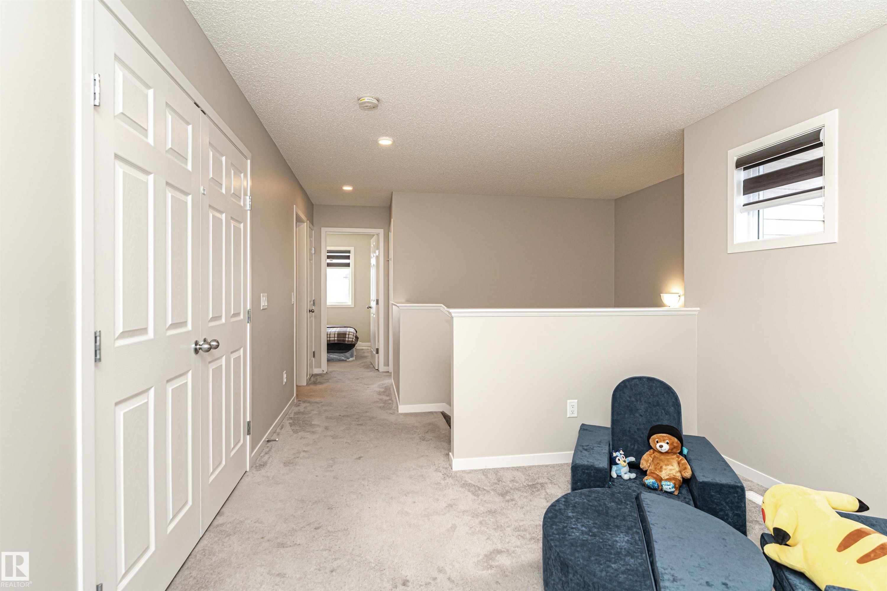 9612 Colak Link, Edmonton, AB - Indoor