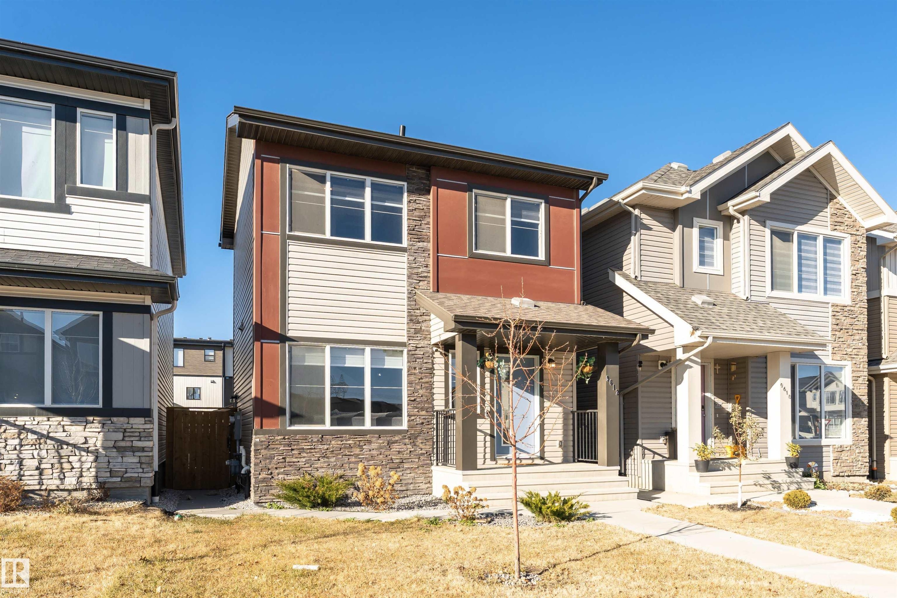 9612 Colak Link, Edmonton, AB - Outdoor With Facade