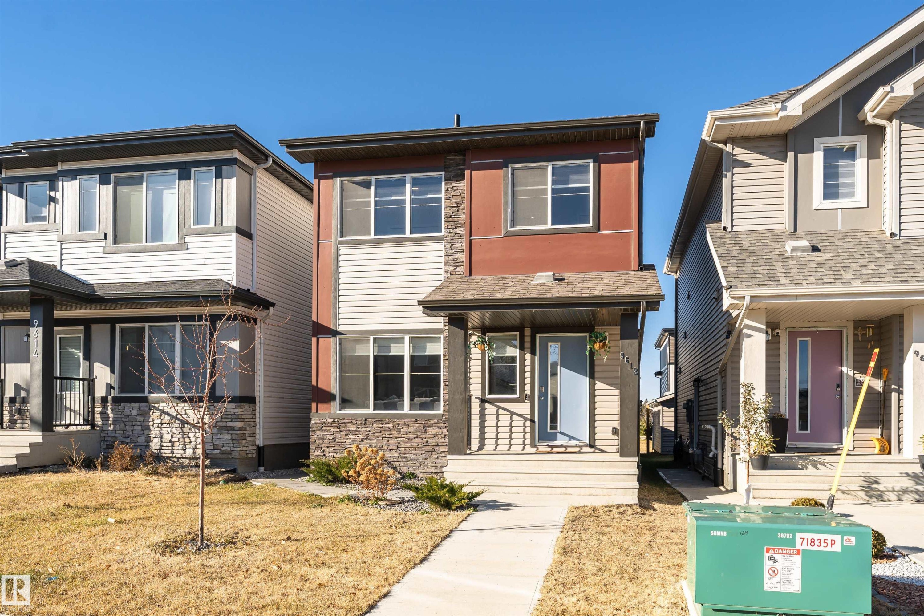 9612 Colak Link, Edmonton, AB - Outdoor With Facade