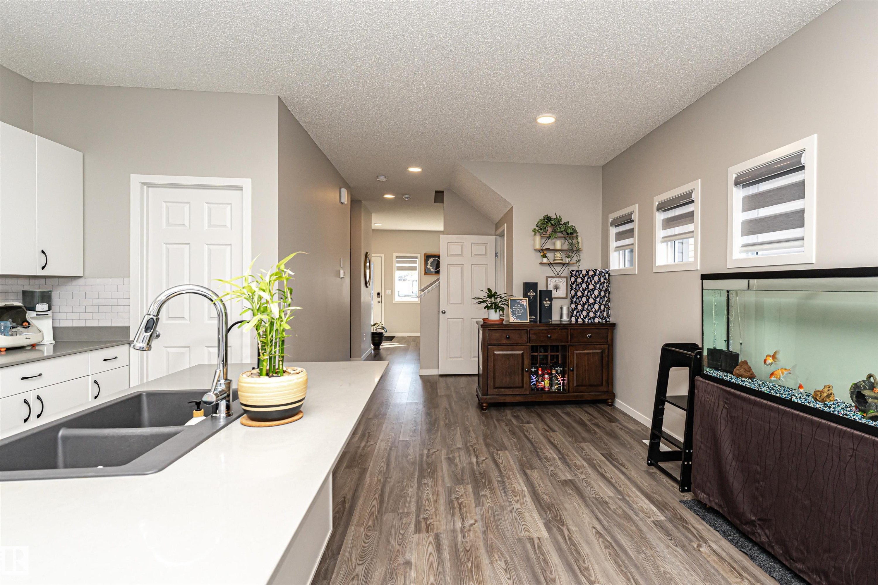 9612 Colak Link, Edmonton, AB - Indoor Photo Showing Kitchen With Double Sink With Upgraded Kitchen