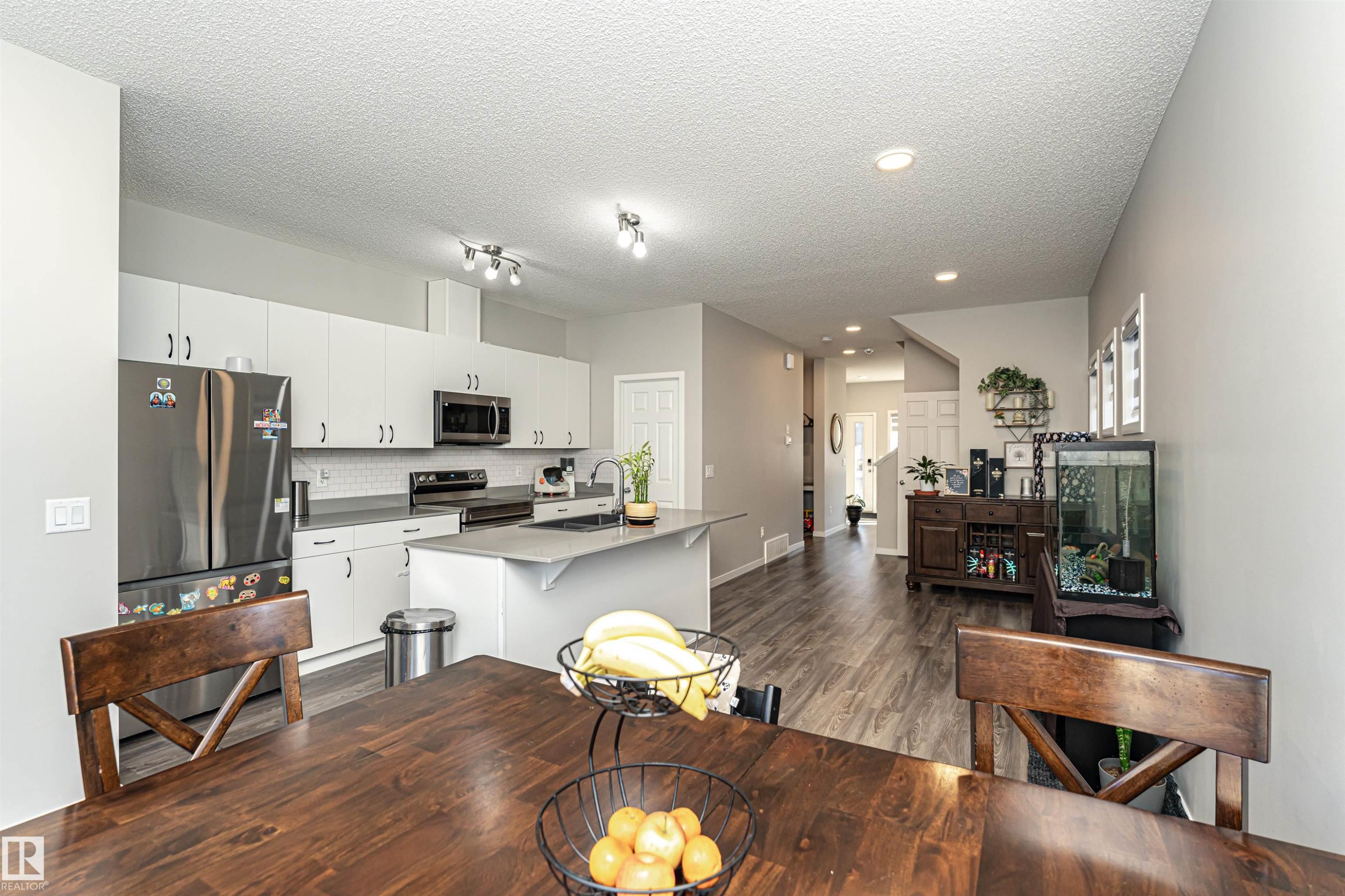 9612 Colak Link, Edmonton, AB - Indoor