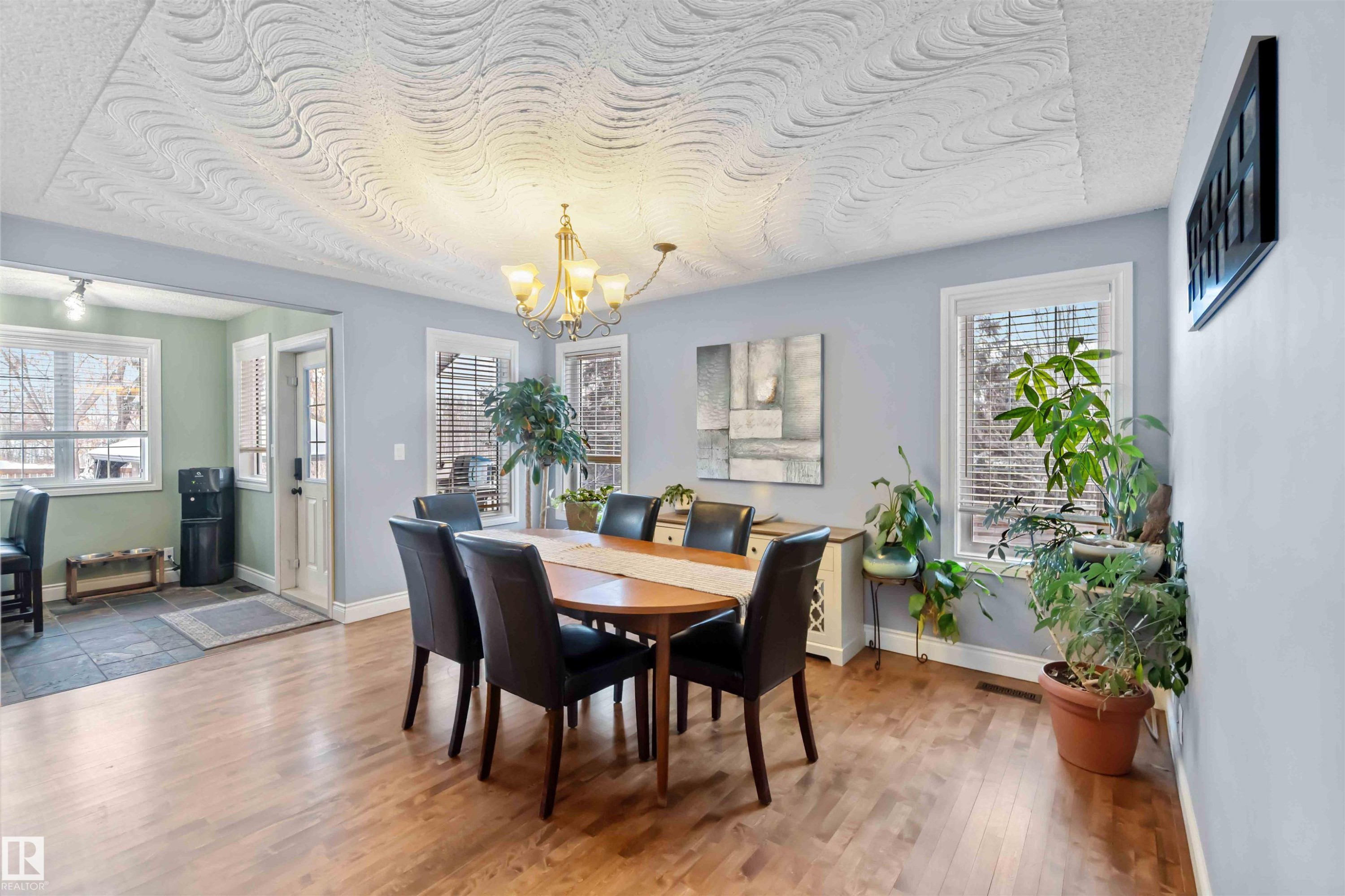 501 Lakeside Drive, Rural Parkland County, AB - Indoor Photo Showing Dining Room