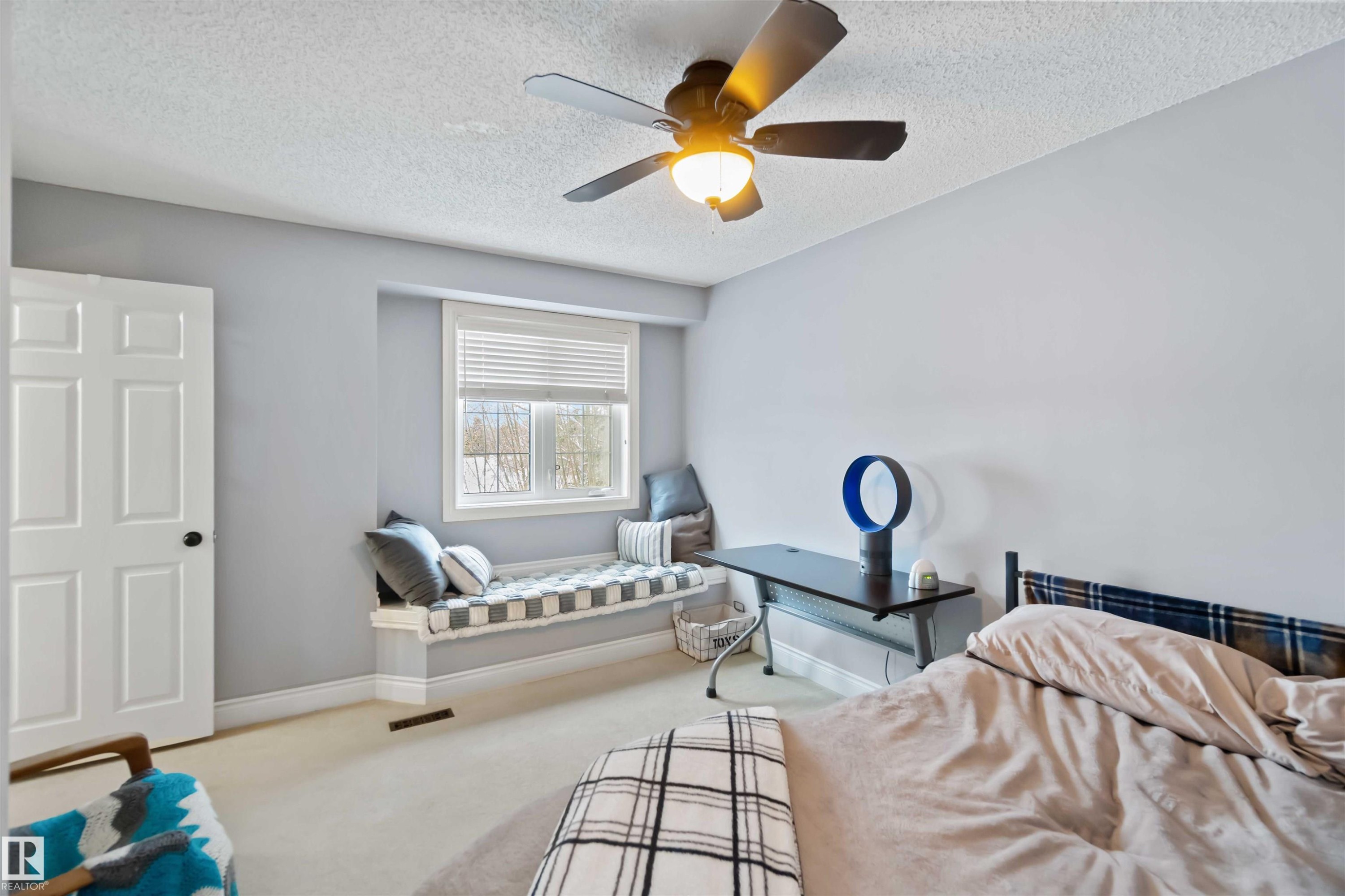 501 Lakeside Drive, Rural Parkland County, AB - Indoor Photo Showing Other Room