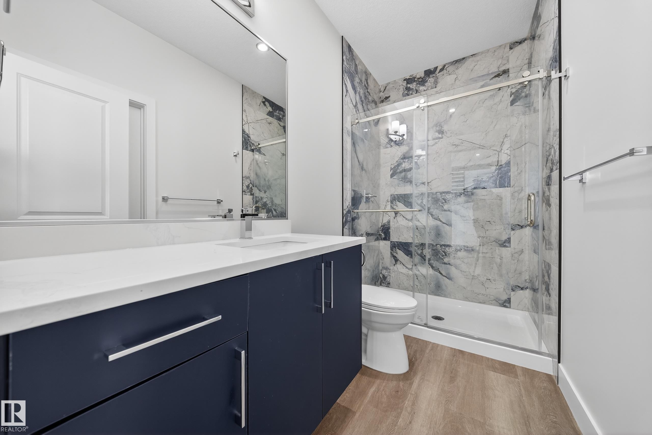 464 Crystal Creek Link, Leduc, AB - Indoor Photo Showing Bathroom