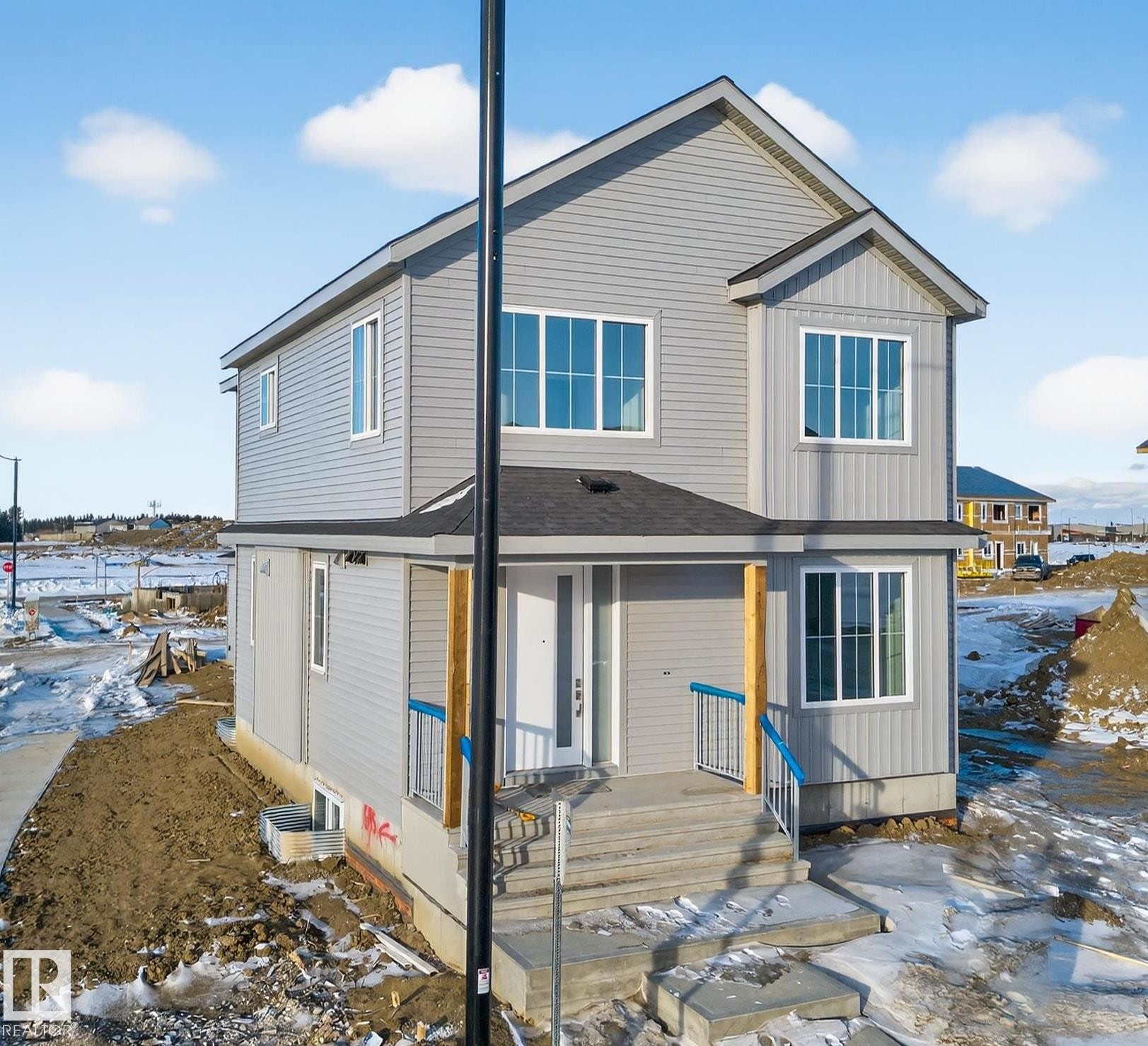 464 Crystal Creek Link, Leduc, AB - Outdoor