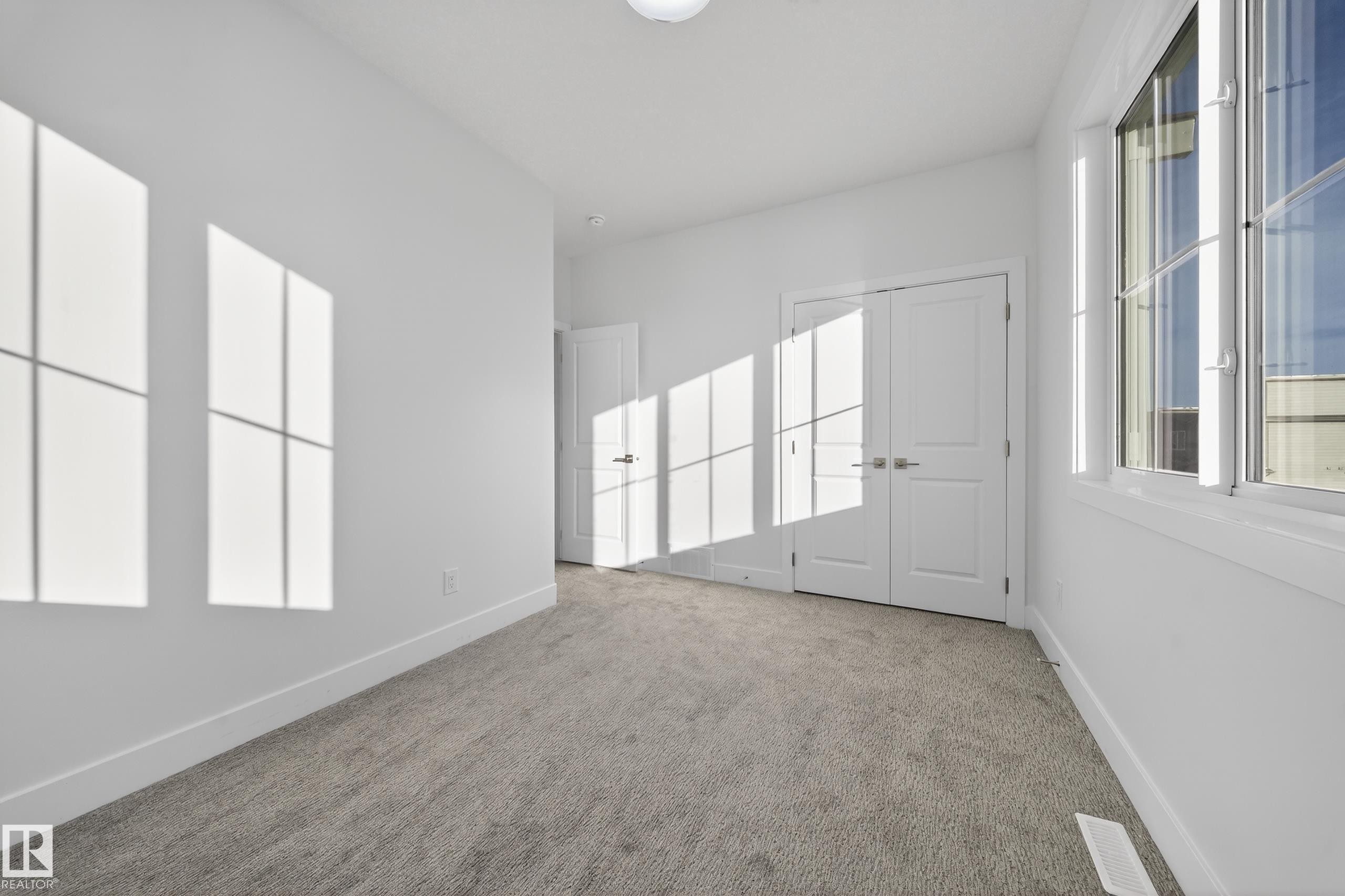 464 Crystal Creek Link, Leduc, AB - Indoor Photo Showing Other Room