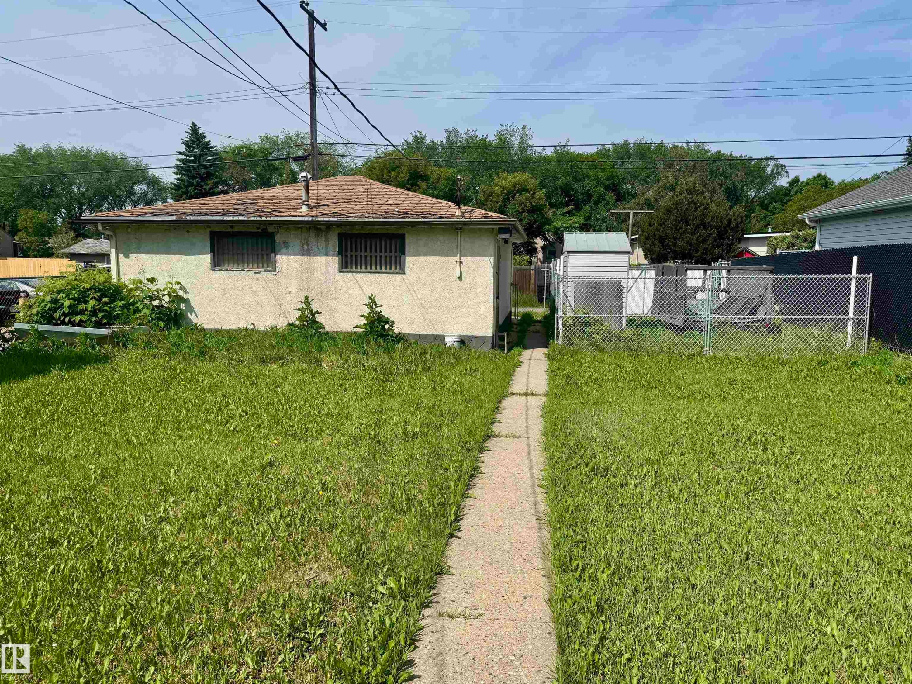 12312 82 Street, Edmonton, AB - Outdoor