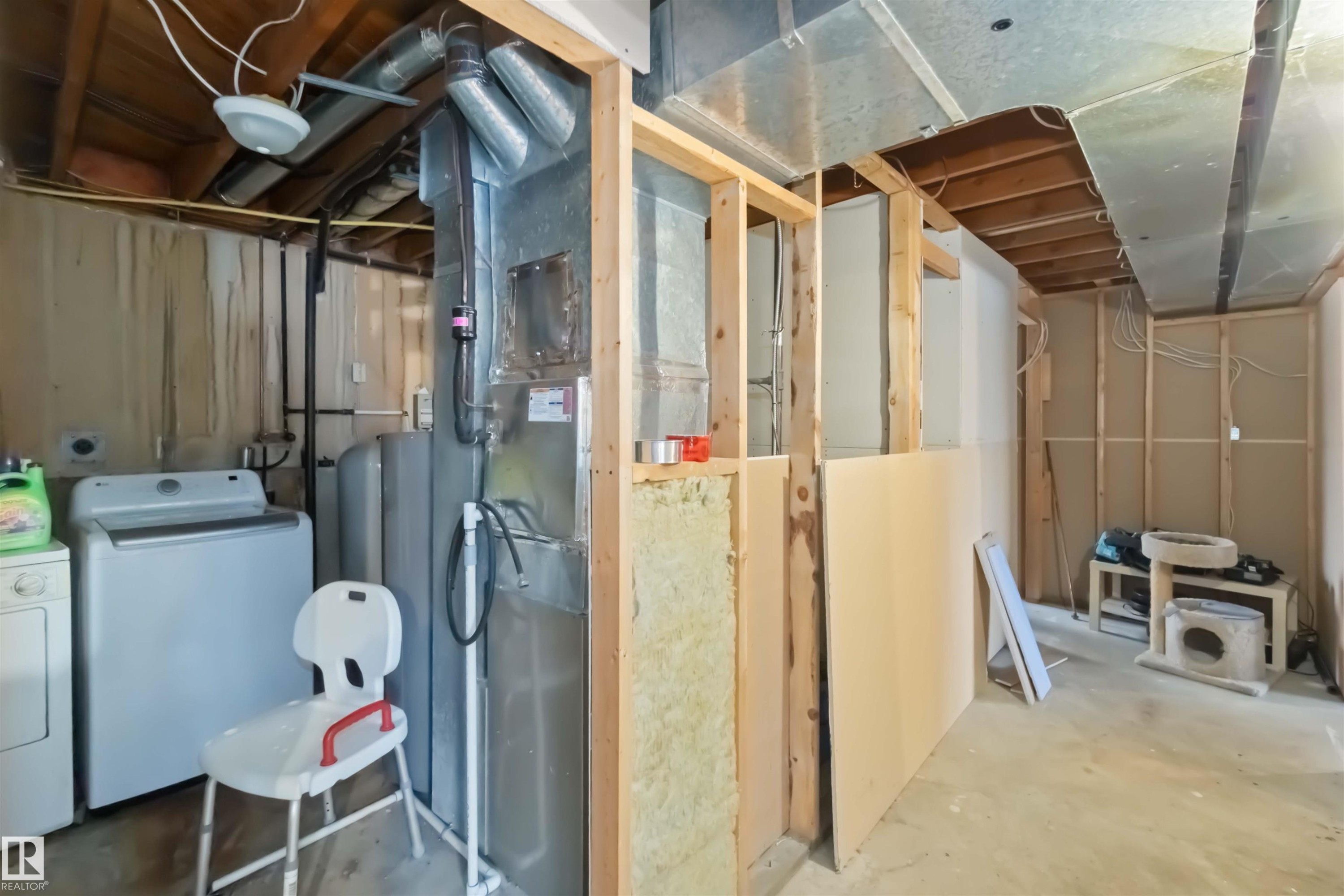 32 52432 Rge Road 20, Rural Parkland County, AB - Indoor Photo Showing Other Room