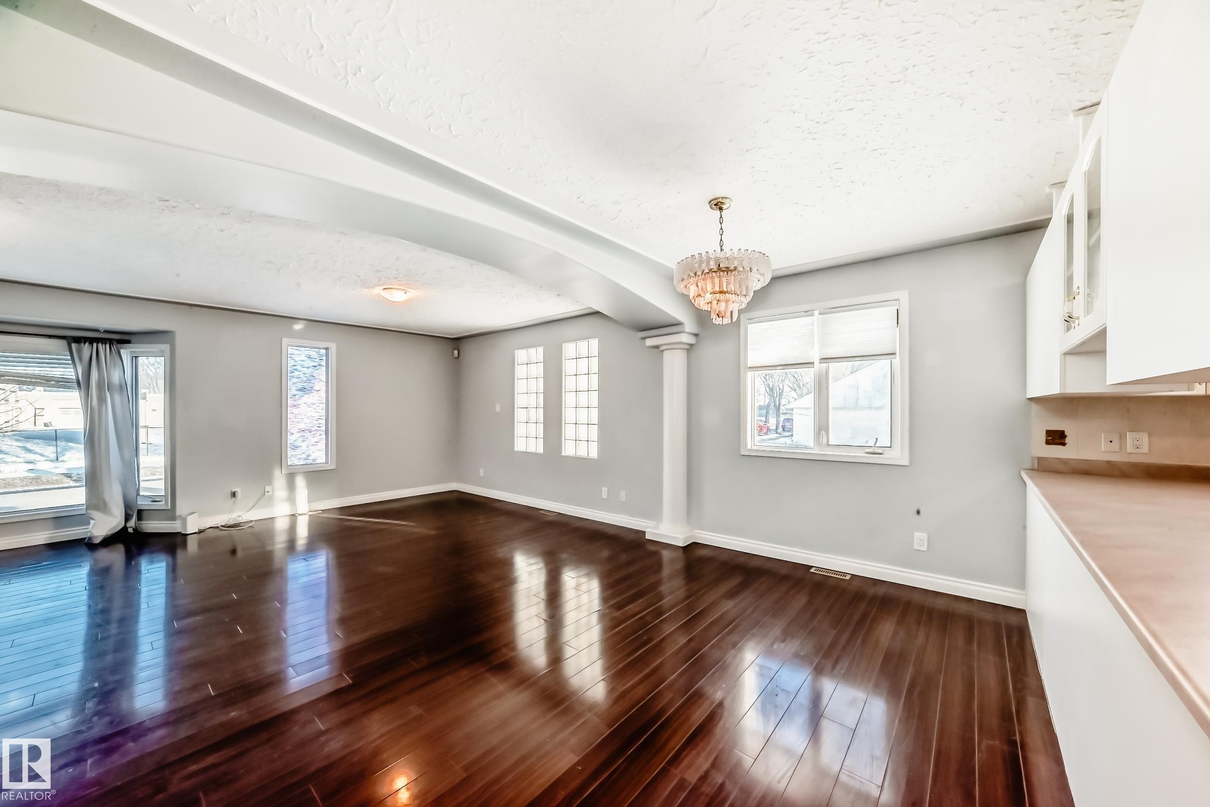 3641 114 Avenue, Edmonton, AB - Indoor Photo Showing Other Room