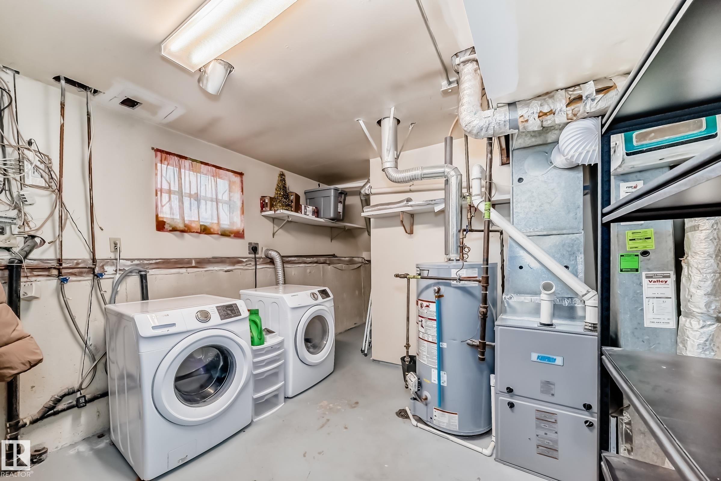 3641 114 Avenue, Edmonton, AB - Indoor Photo Showing Laundry Room