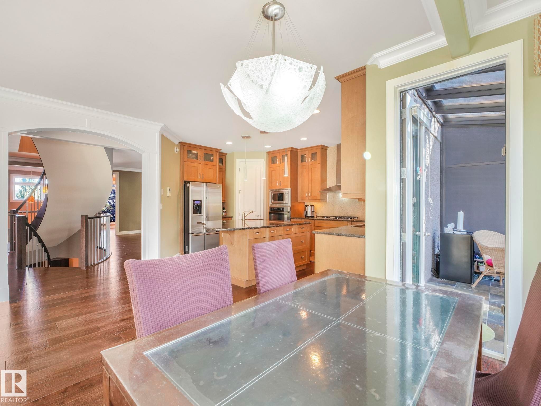 2408 Martell Crescent, Edmonton, AB - Indoor