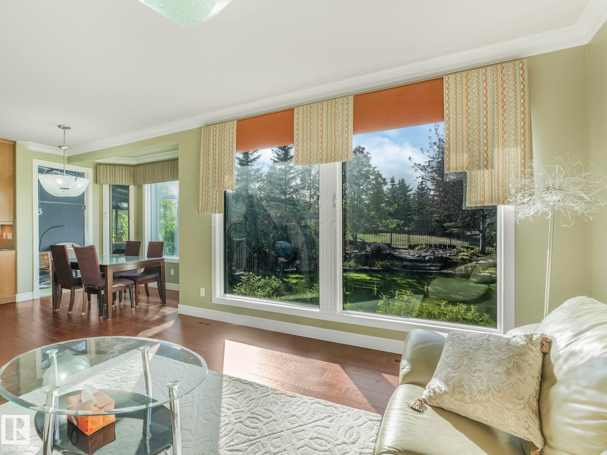 2408 Martell Crescent, Edmonton, AB - Indoor