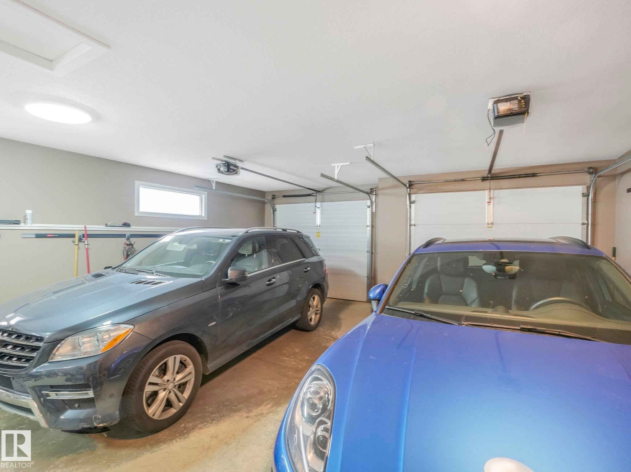 2408 Martell Crescent, Edmonton, AB - Indoor Photo Showing Garage