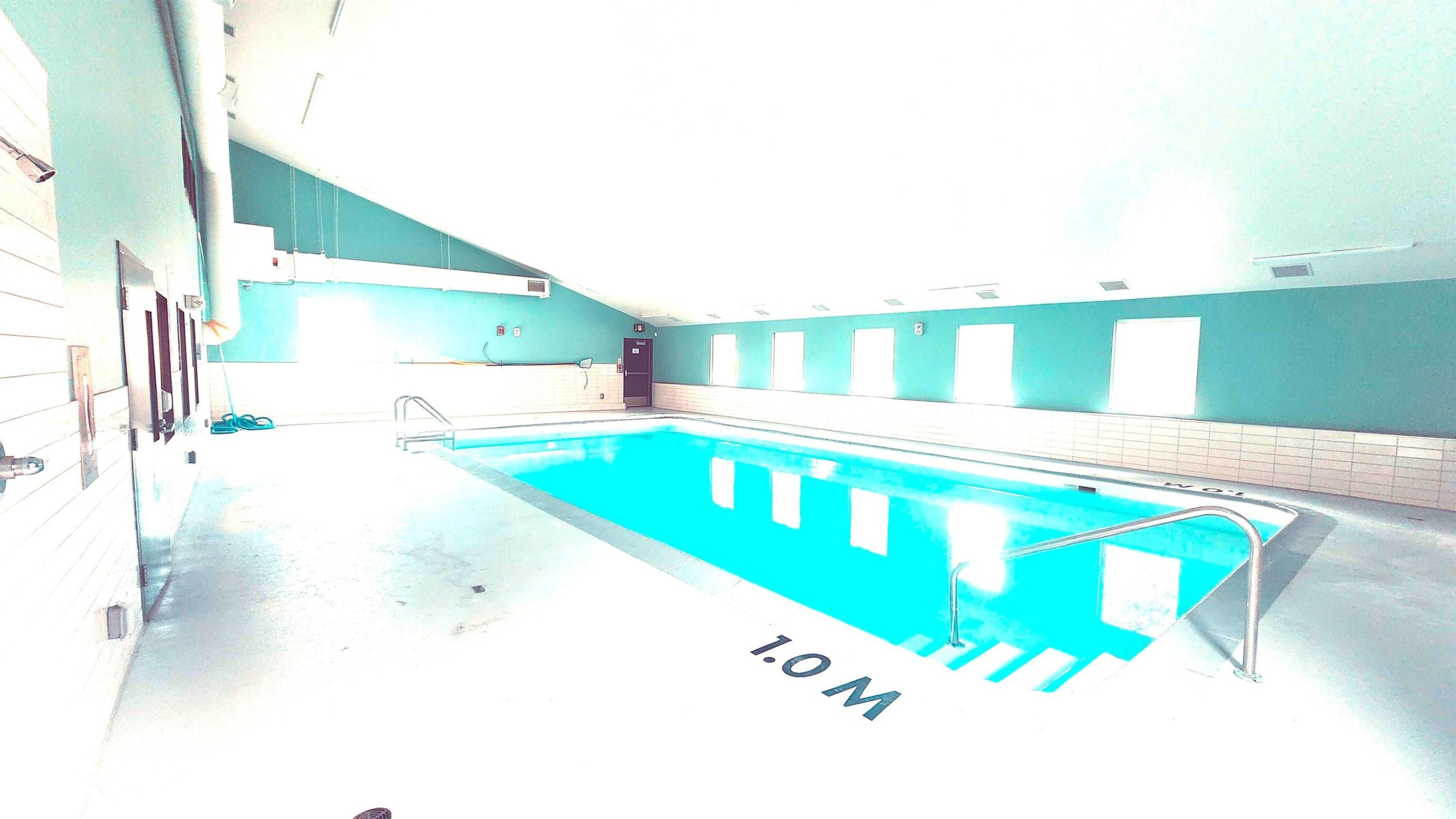 View of indoor pool - 2 11265 31 Avenue, Edmonton, AB - With In Ground Pool