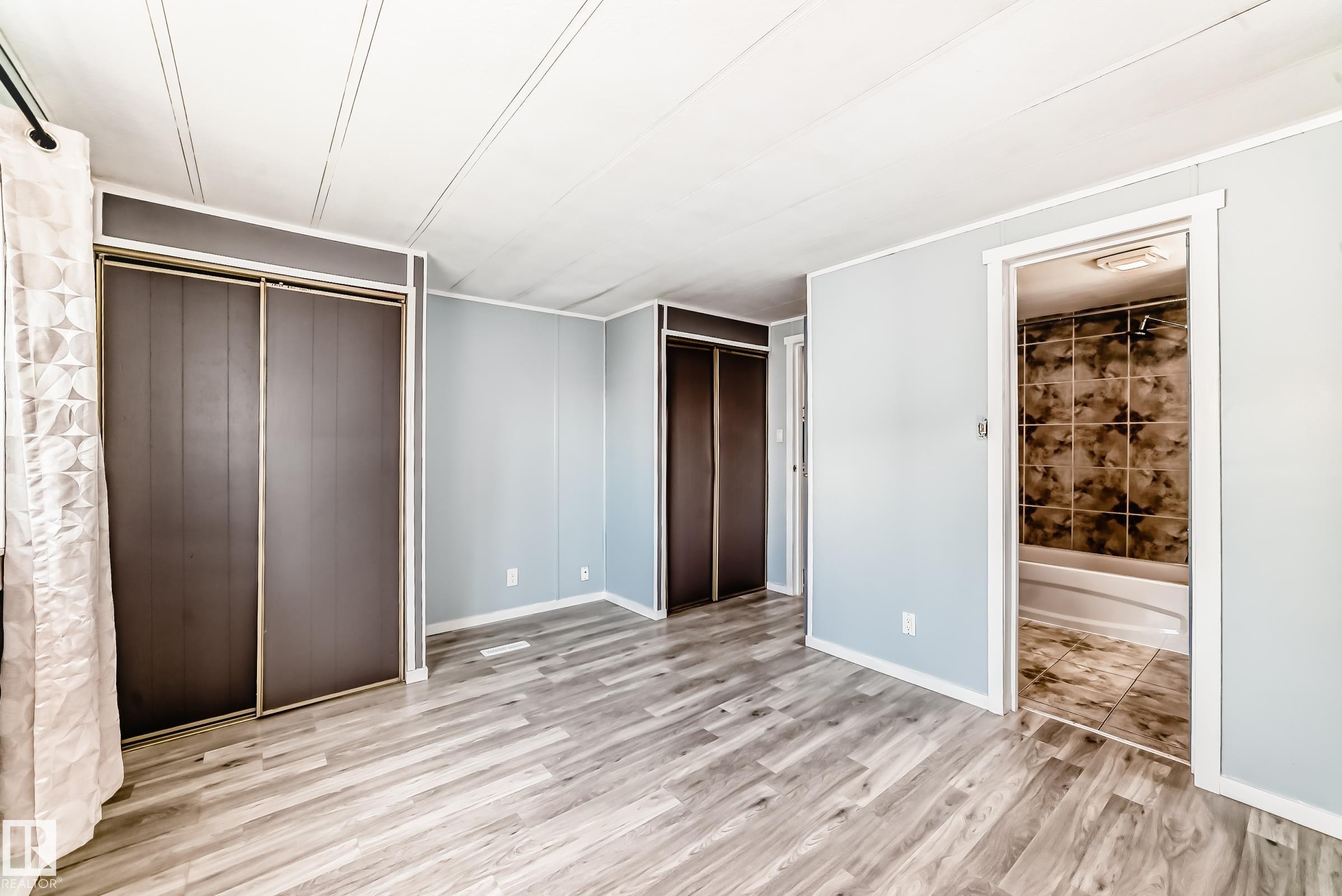 404 Evergreen Park, Edmonton, AB - Indoor Photo Showing Other Room