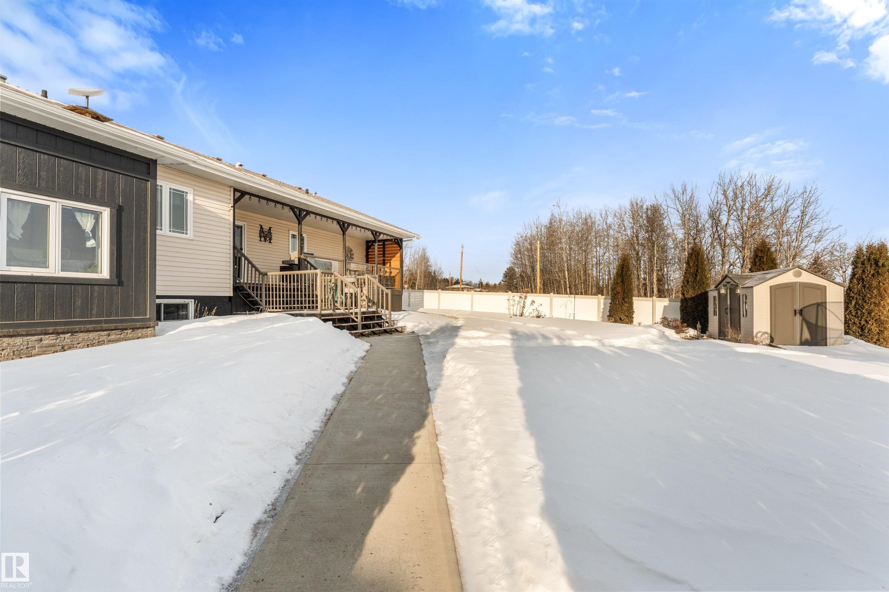 103 52318 Rge Road 25, Rural Parkland County, AB - Outdoor