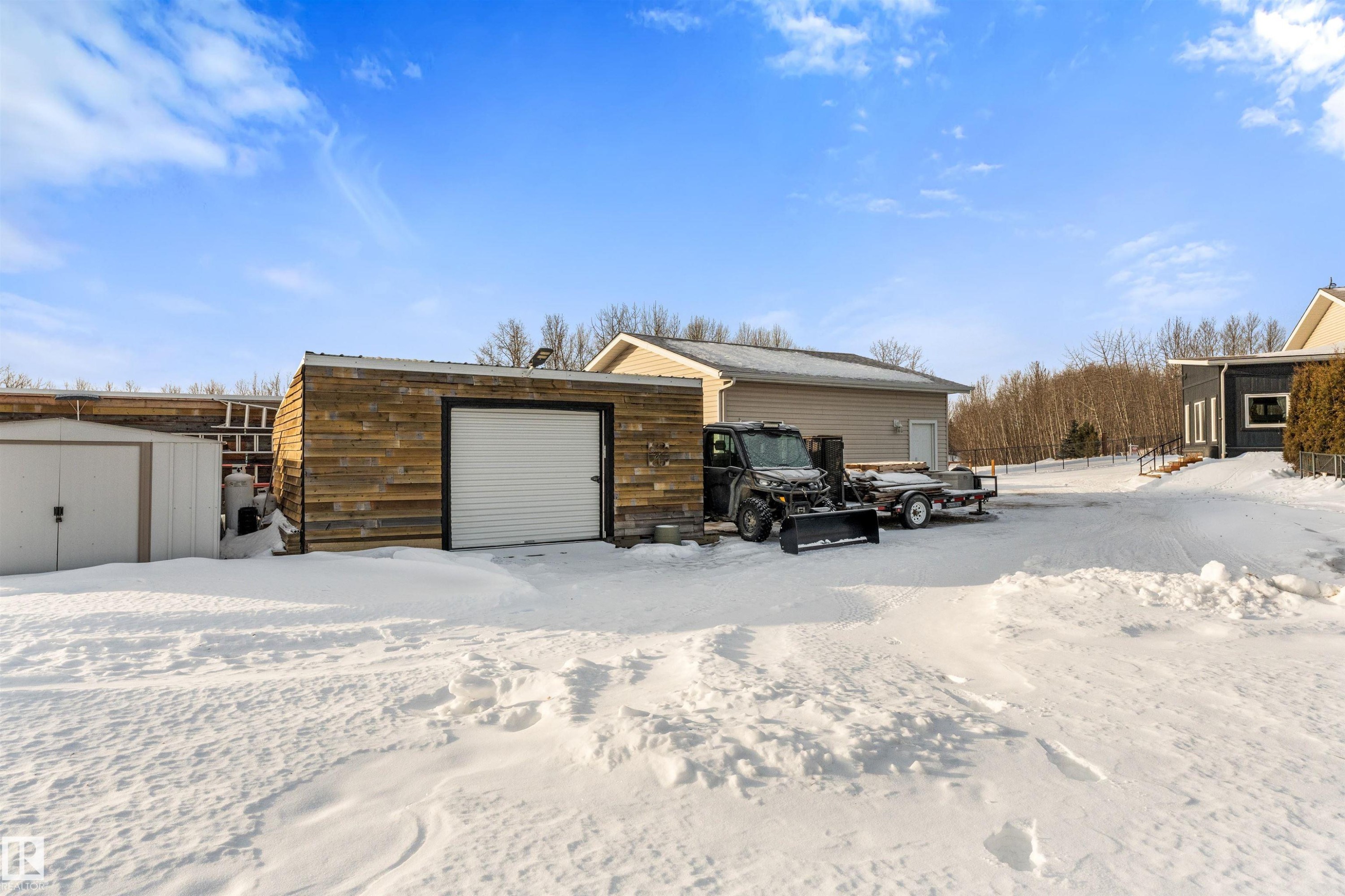103 52318 Rge Road 25, Rural Parkland County, AB - Outdoor