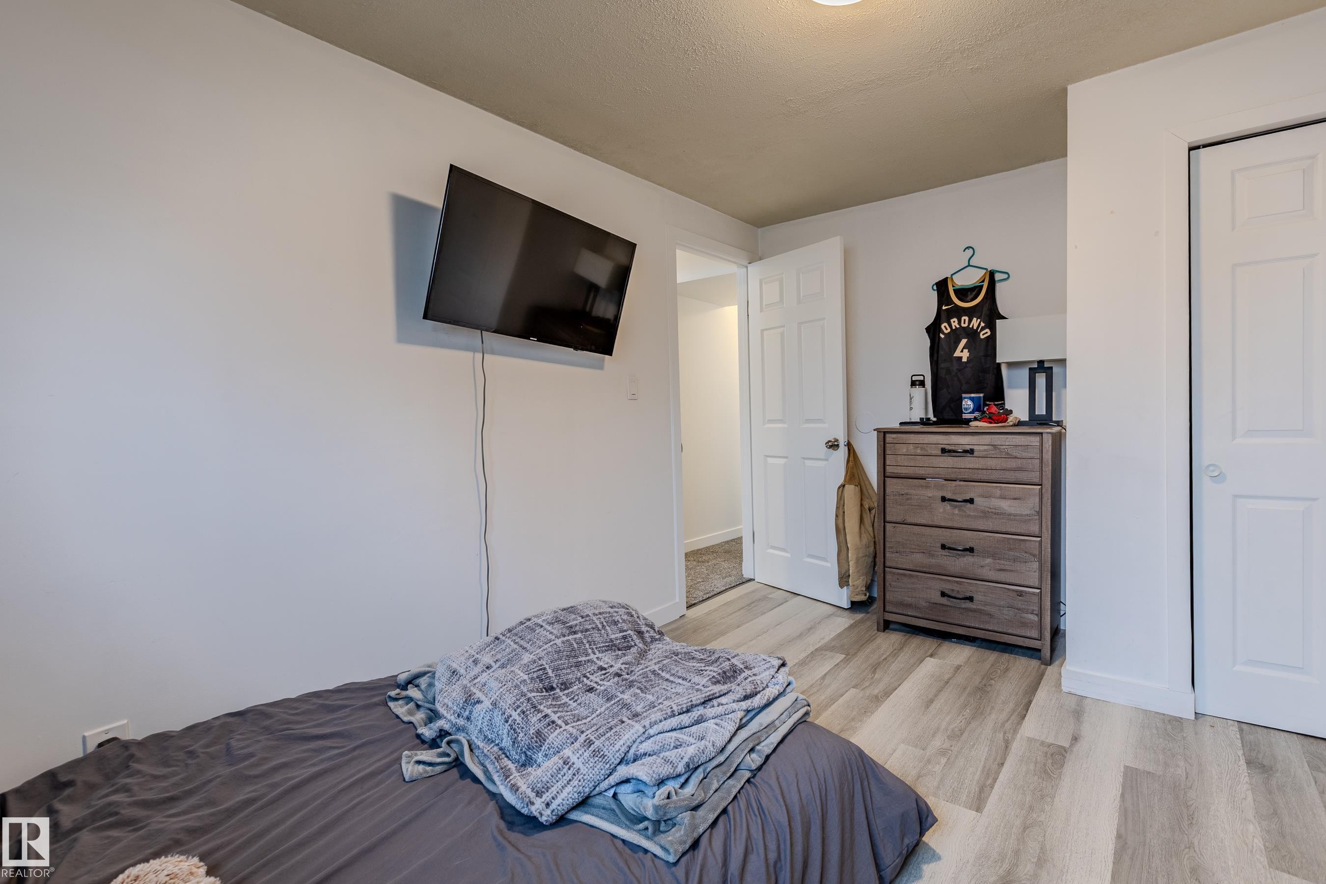 5221 51 A Avenue, Legal, AB - Indoor Photo Showing Bedroom