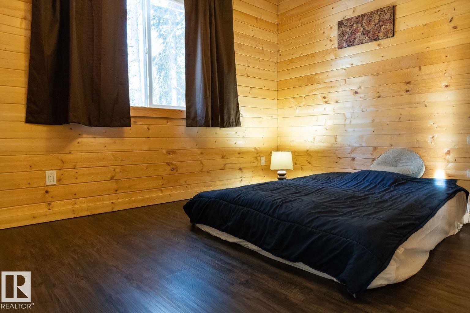 126 62036 Twp Road 462, Rural Wetaskiwin County, AB - Indoor Photo Showing Bedroom