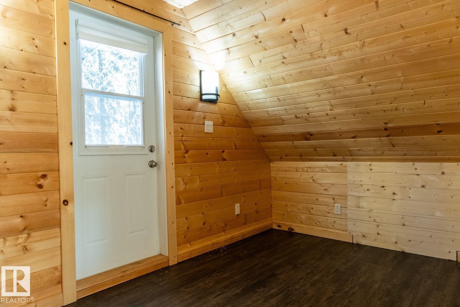 126 62036 Twp Road 462, Rural Wetaskiwin County, AB - Indoor Photo Showing Other Room