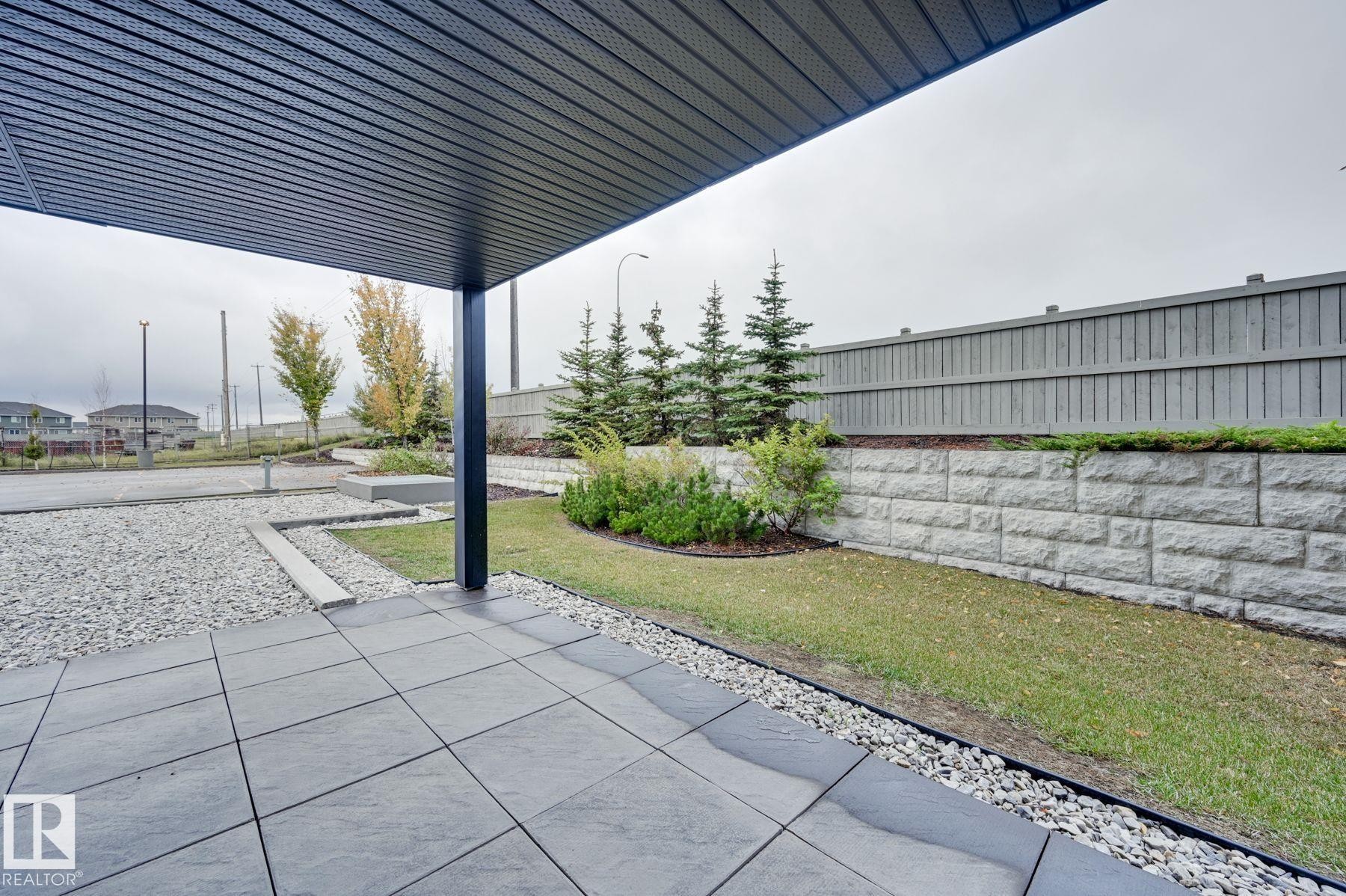 101 142 Ebbers Boulevard, Edmonton, AB - Outdoor