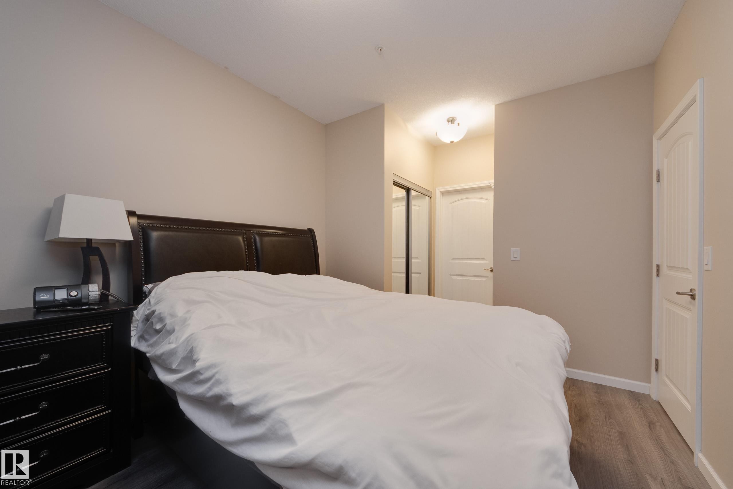 317 6083 Maynard Way, Edmonton, AB - Indoor Photo Showing Bedroom