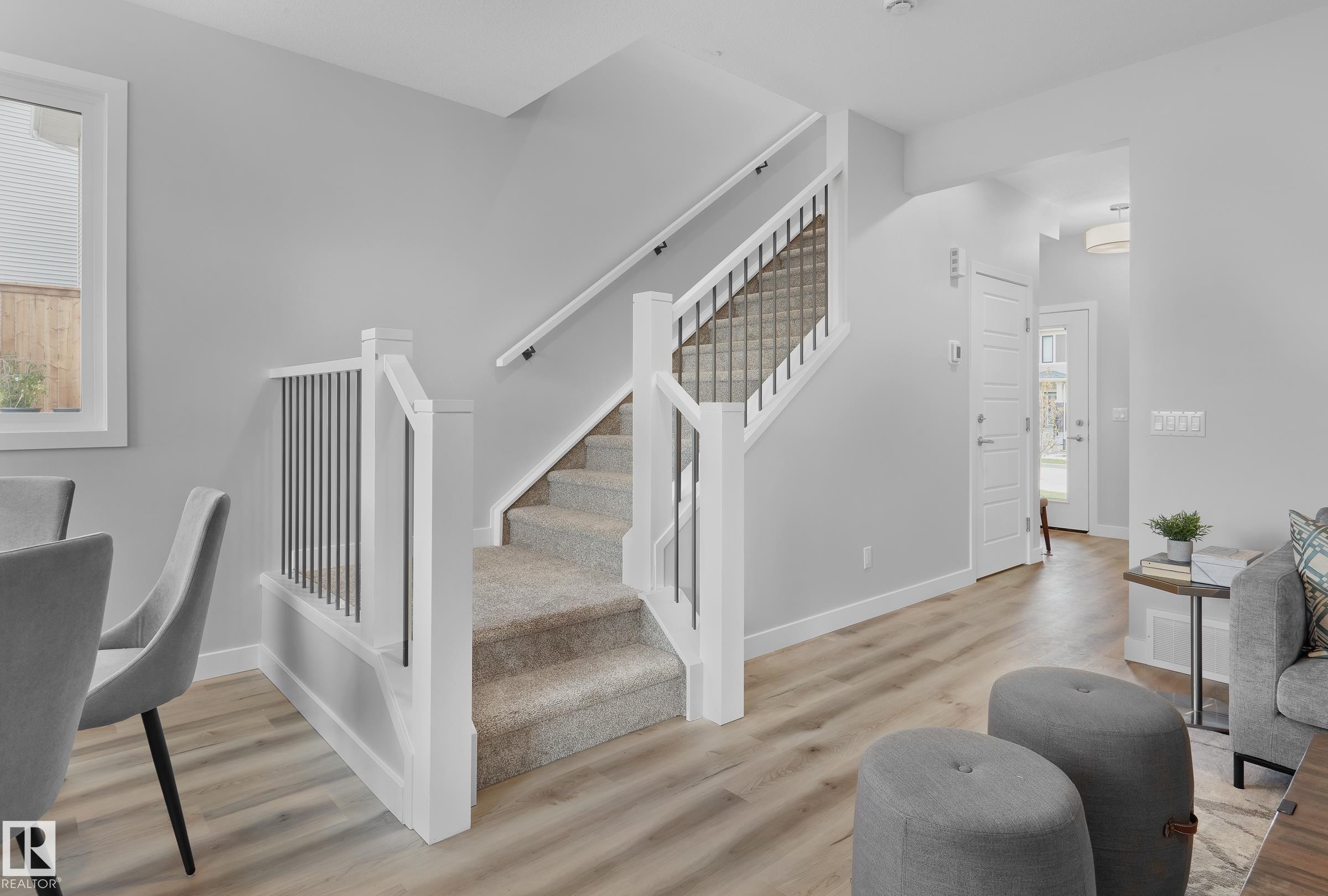 1230 Cristall Way, Edmonton, AB - Indoor