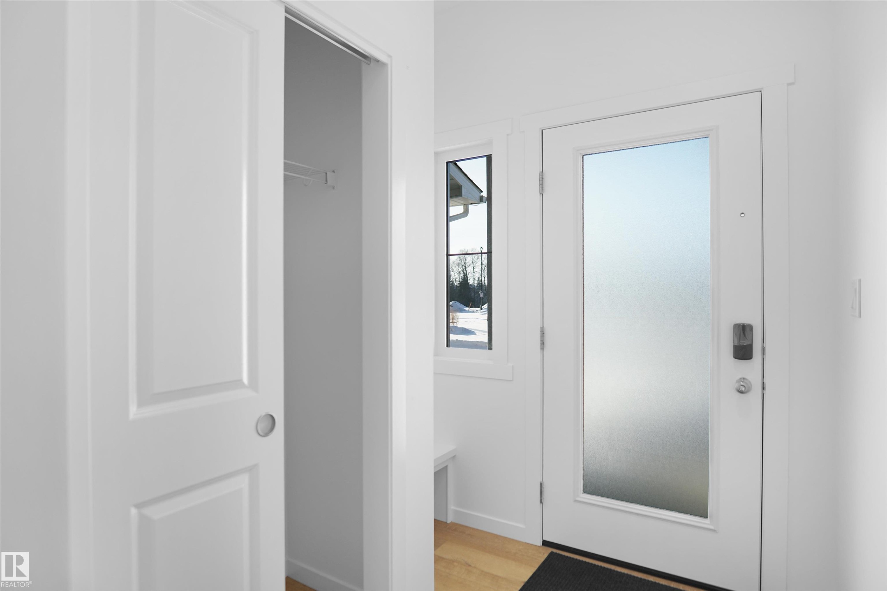 57 19904 31 Avenue, Edmonton, AB - Indoor Photo Showing Other Room