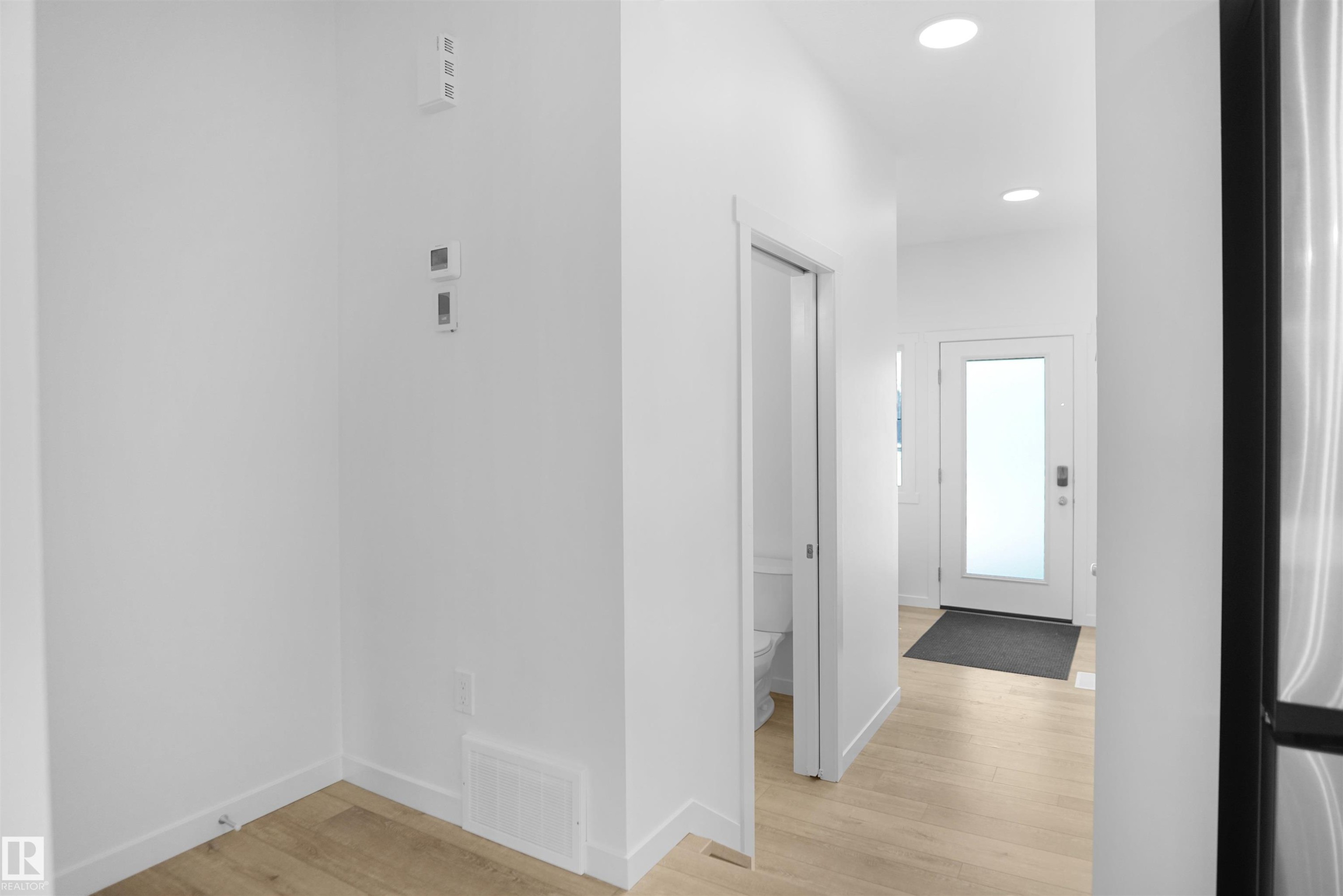 57 19904 31 Avenue, Edmonton, AB - Indoor