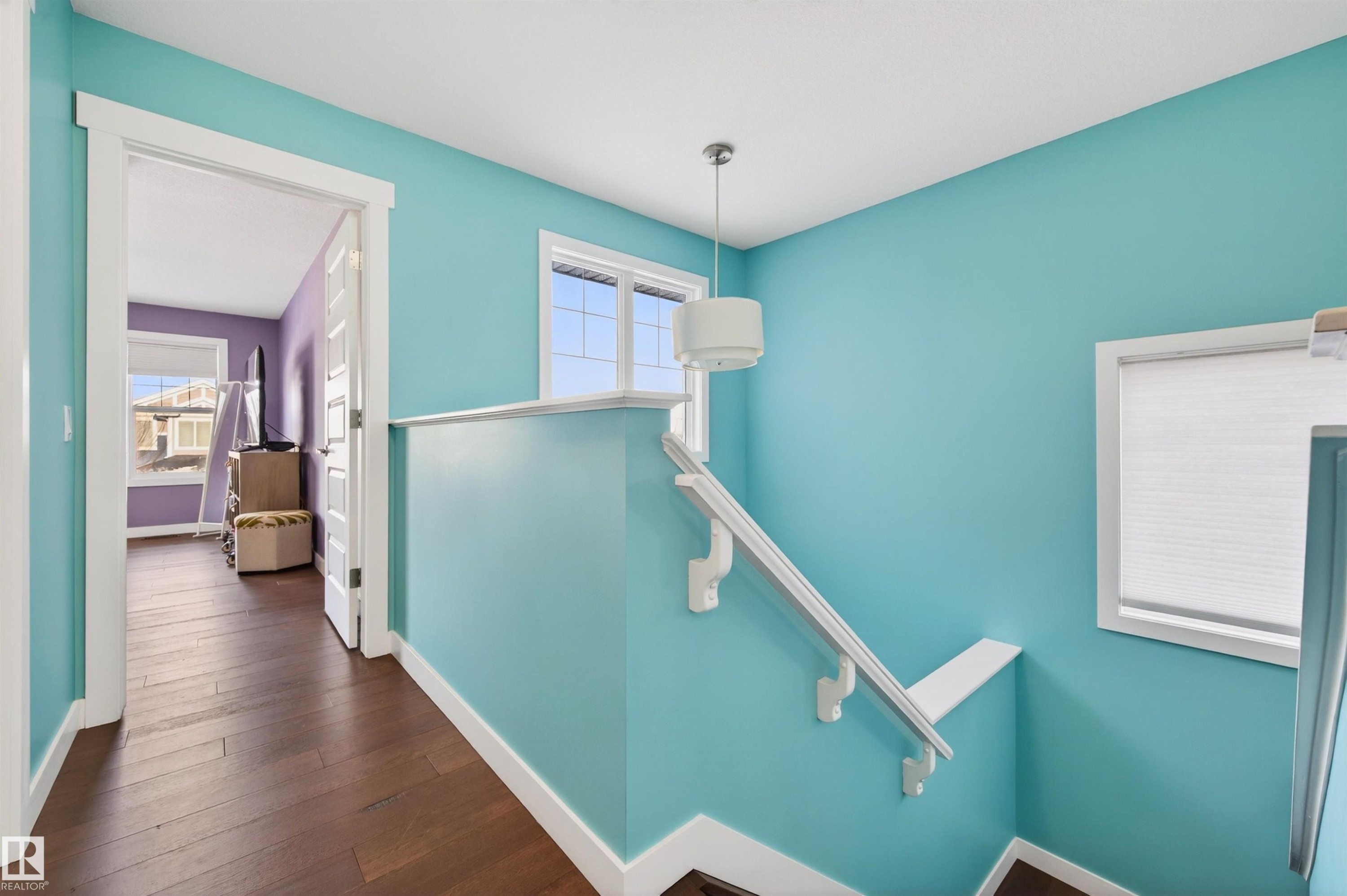 21615 84 Avenue, Edmonton, AB - Indoor Photo Showing Other Room