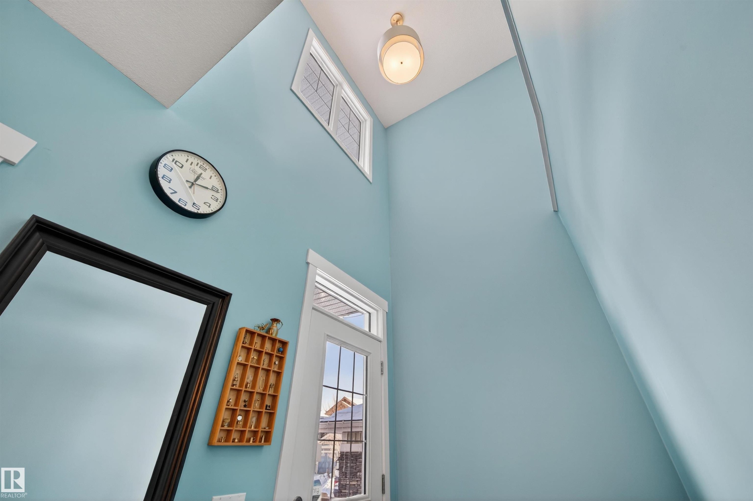 21615 84 Avenue, Edmonton, AB - Indoor Photo Showing Other Room