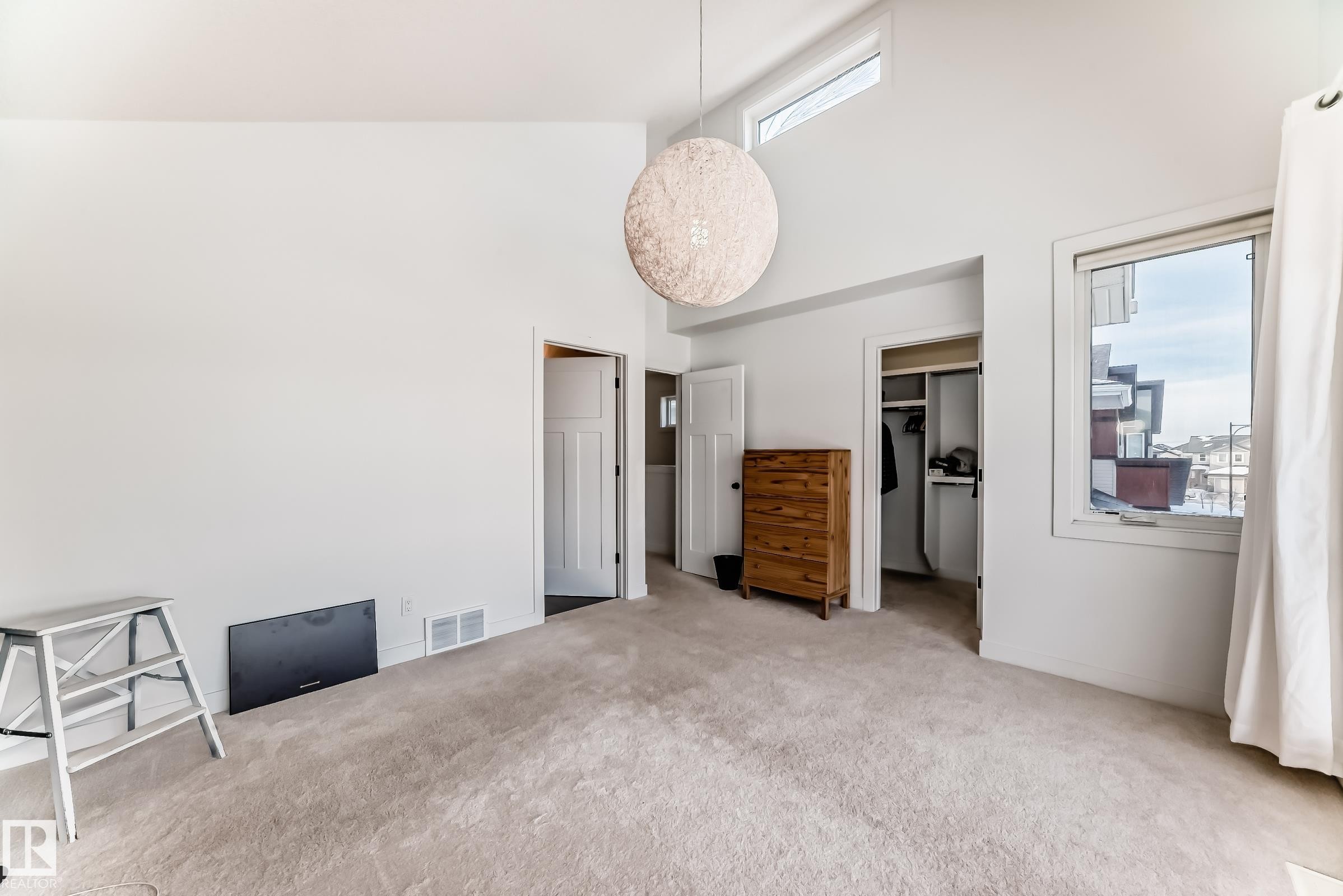 6685 Cardinal Road, Edmonton, AB - Indoor Photo Showing Other Room