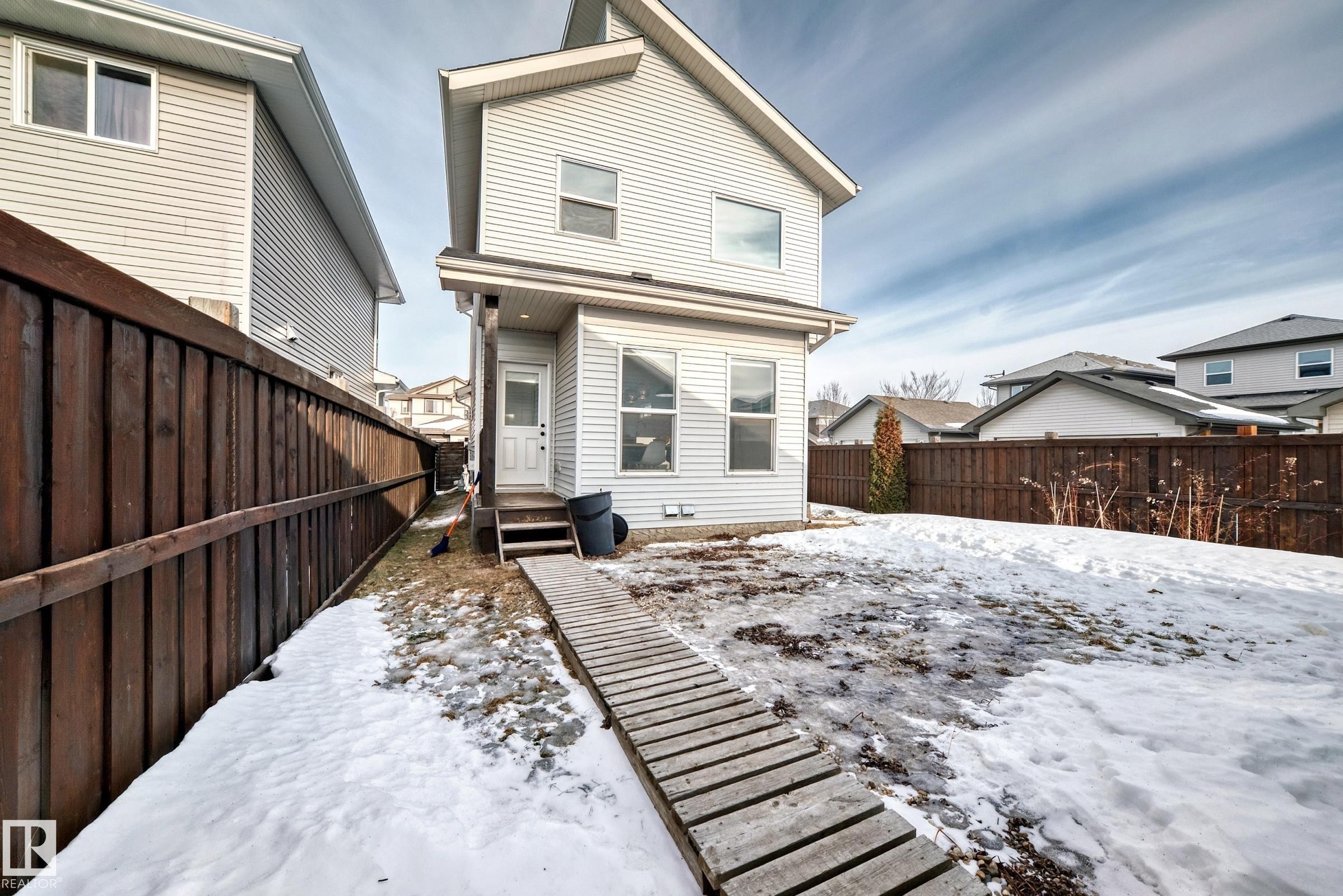 6685 Cardinal Road, Edmonton, AB - Outdoor With Exterior