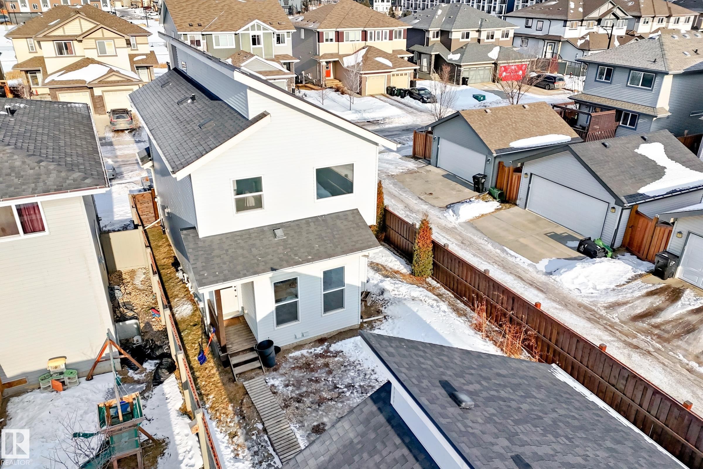 6685 Cardinal Road, Edmonton, AB - Outdoor