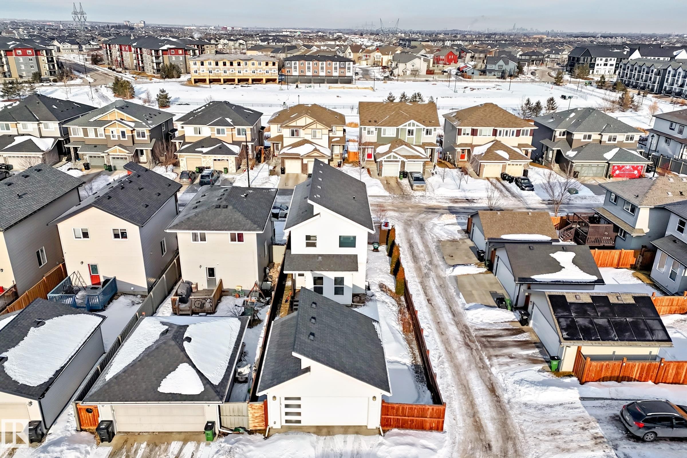 6685 Cardinal Road, Edmonton, AB - Outdoor With View