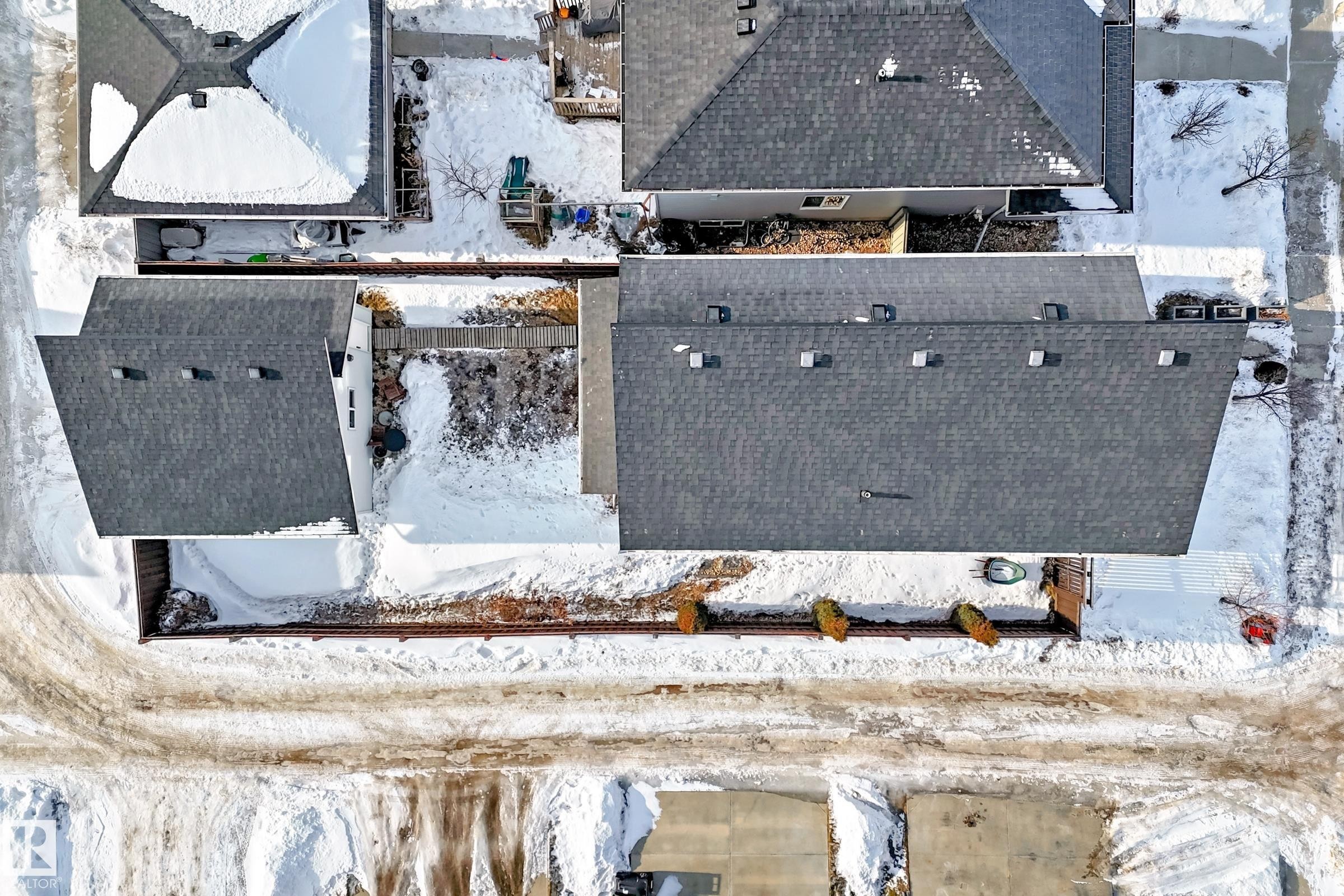 6685 Cardinal Road, Edmonton, AB - Outdoor