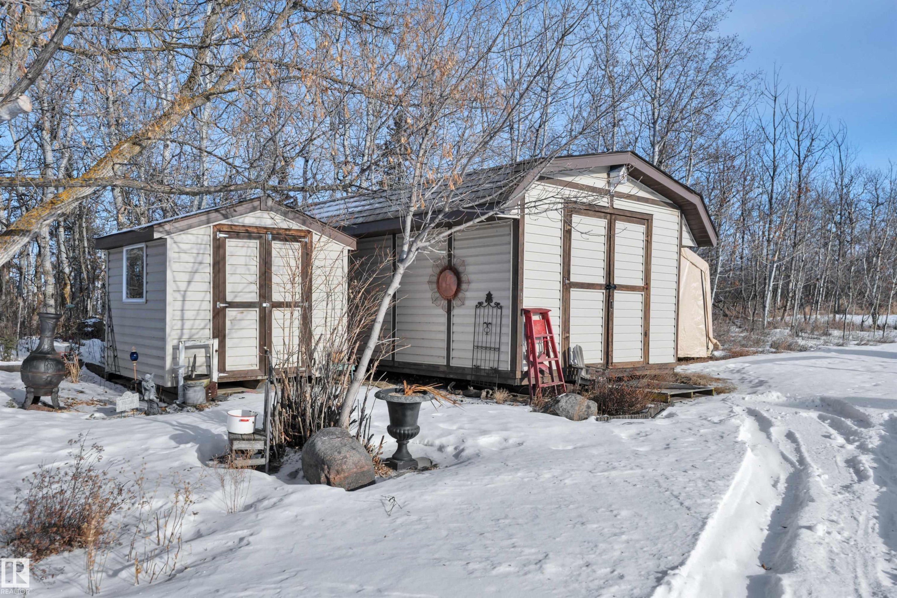 A49375 Rr 243, Rural Leduc County, AB - Outdoor