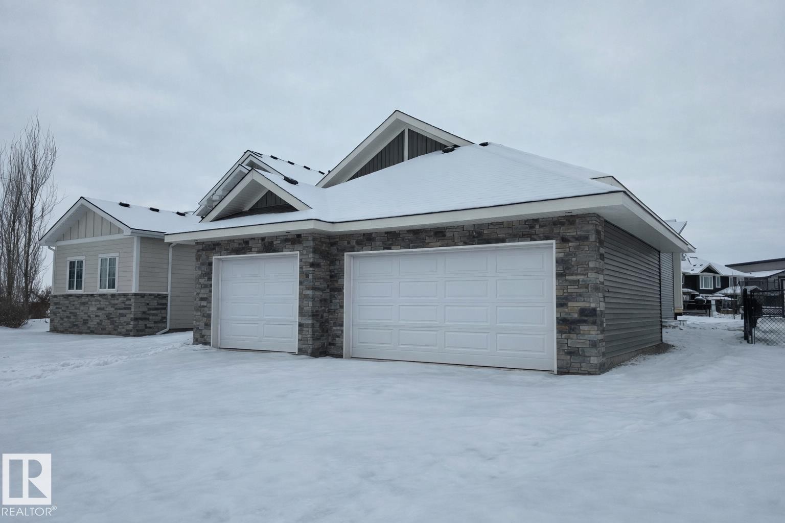 2003 Genesis Lane, Stony Plain, AB - Outdoor