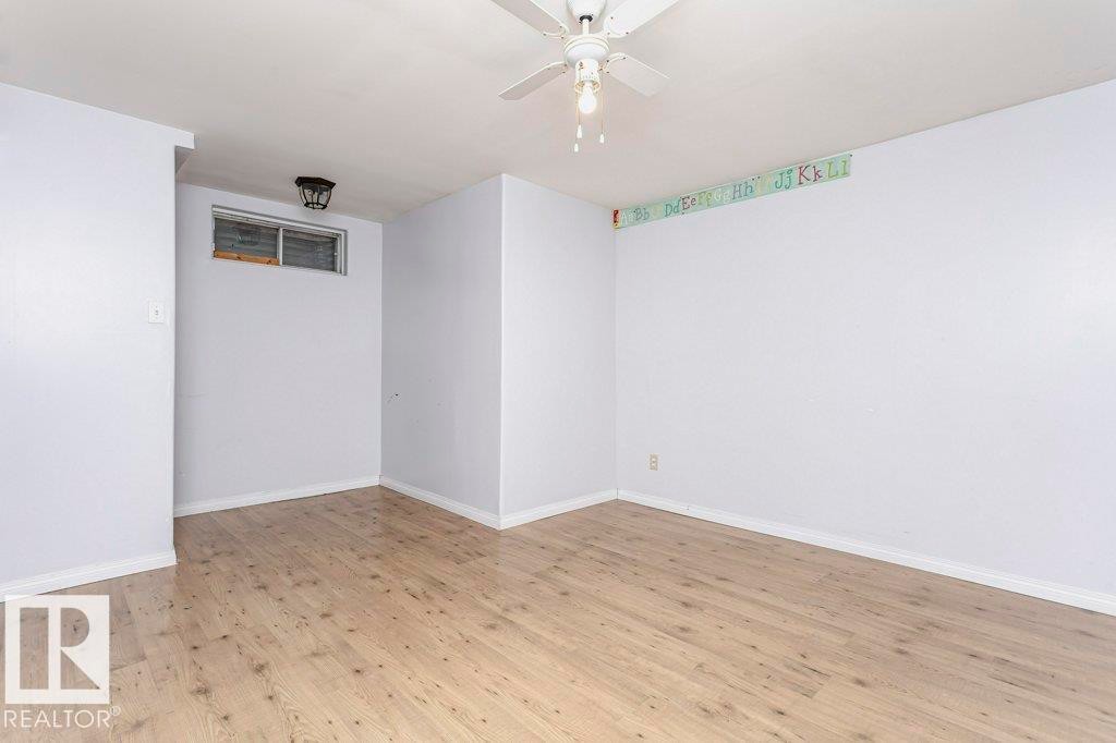 3518 42A Avenue, Edmonton, AB - Indoor Photo Showing Other Room