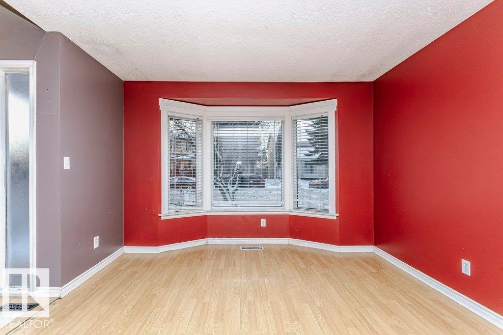 3518 42A Avenue, Edmonton, AB - Indoor Photo Showing Other Room